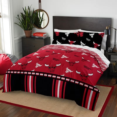 Chicago Bulls The Northwest Company 5-Piece Full Bed in a Bag Set