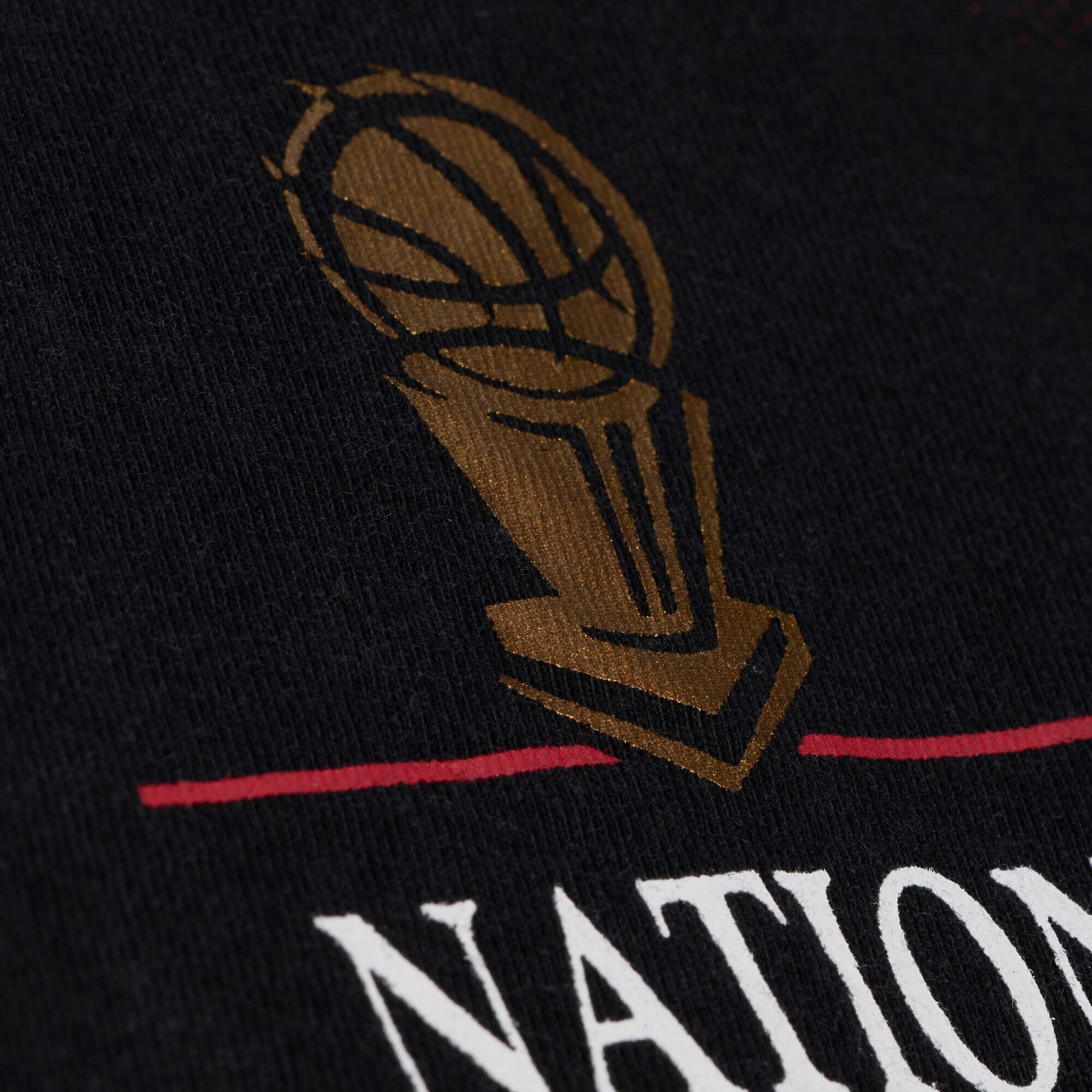 T-shirt court à imprimé graphique Chicago Bulls noir pour femme de Mitchell & Ness