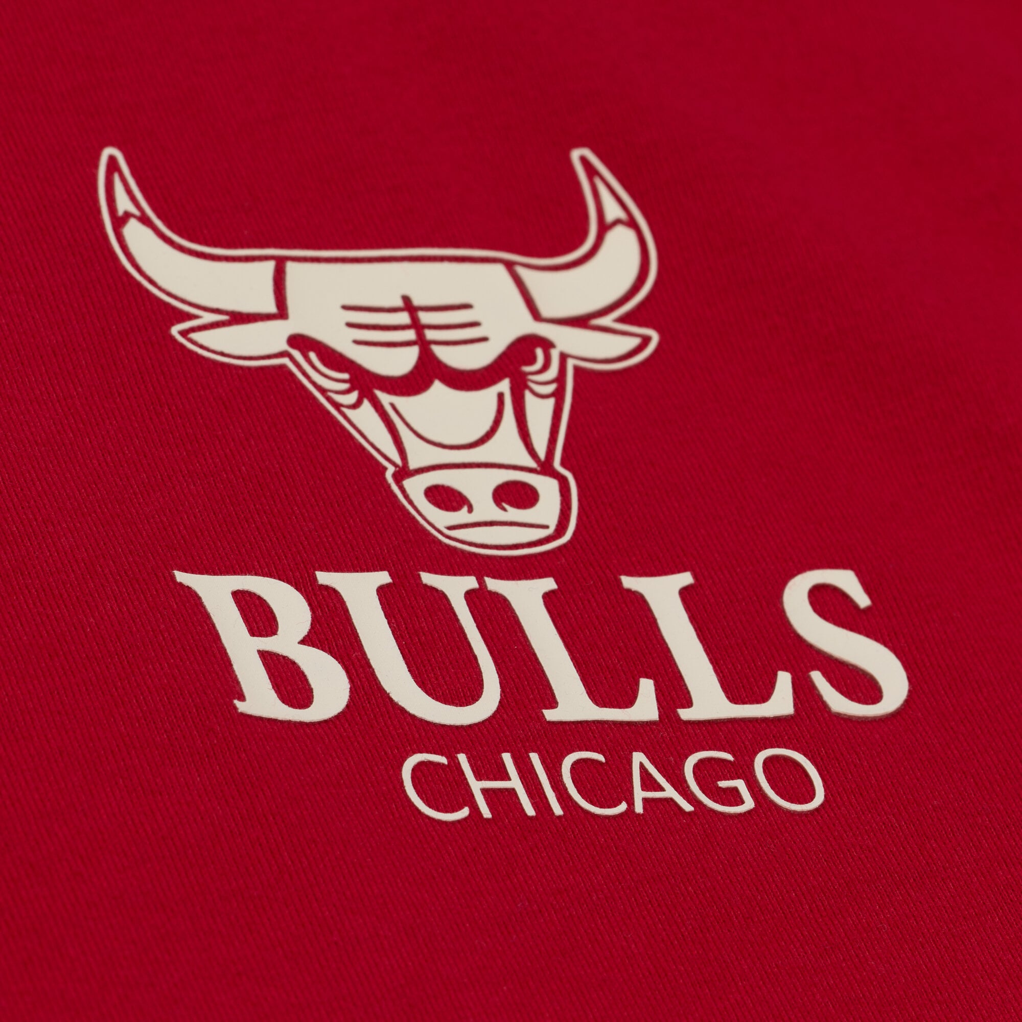 T-shirt essentiel Mitchell & Ness rouge Chicago Bulls pour femmes