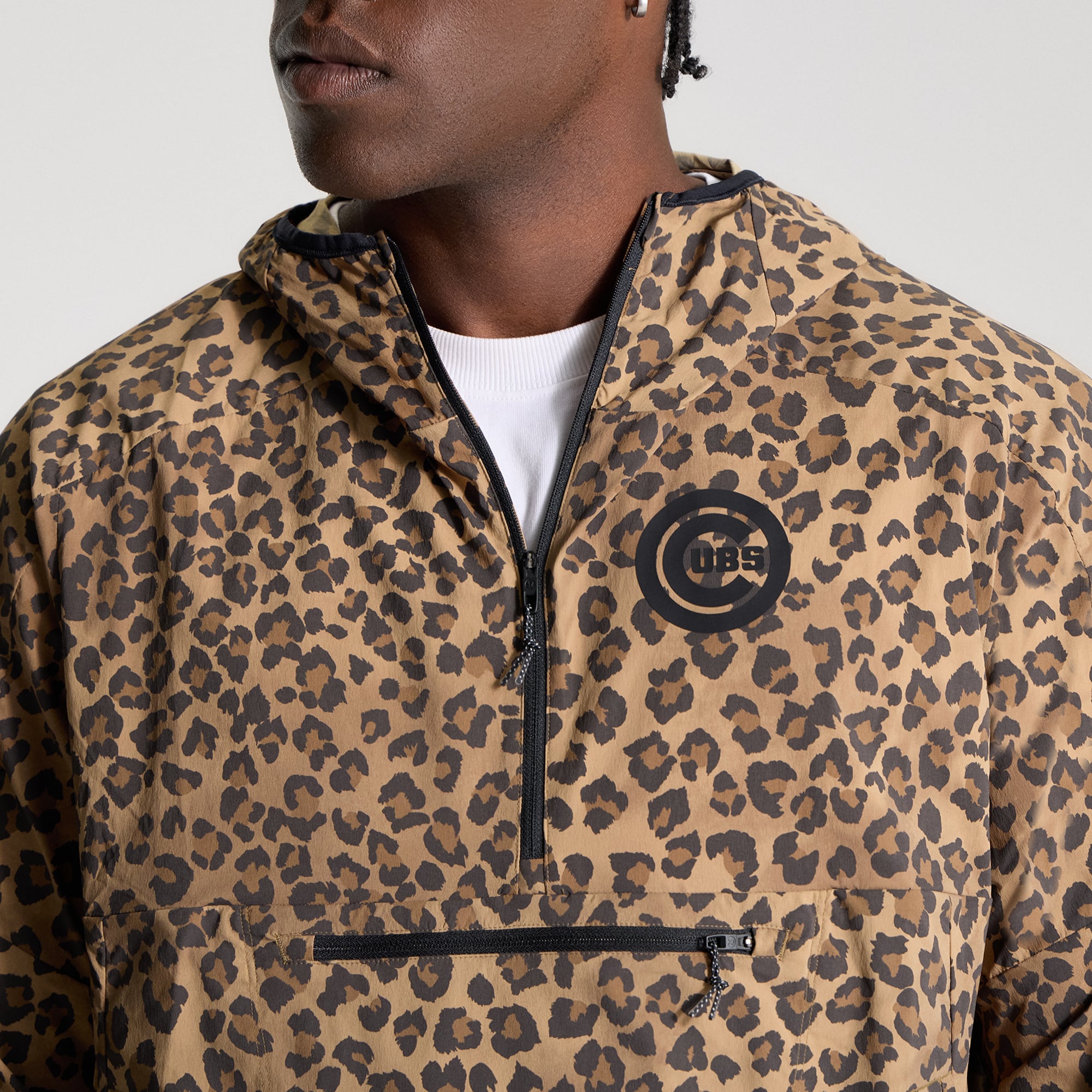 Men's lululemon Chicago Cubs Multi-Pocket Running Anorak *Leopard