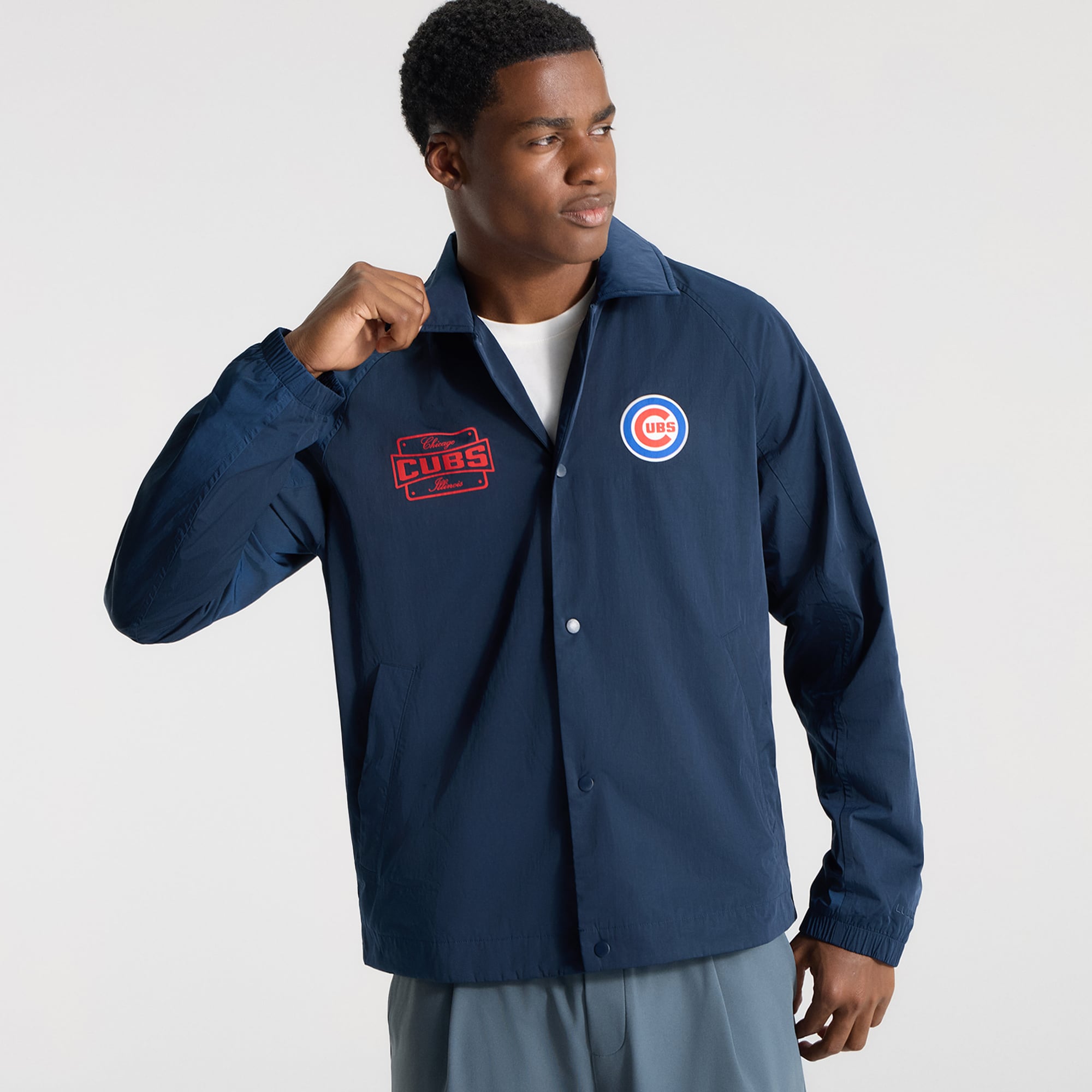 Veste de coach raglan lululemon True Navy Chicago Cubs pour homme