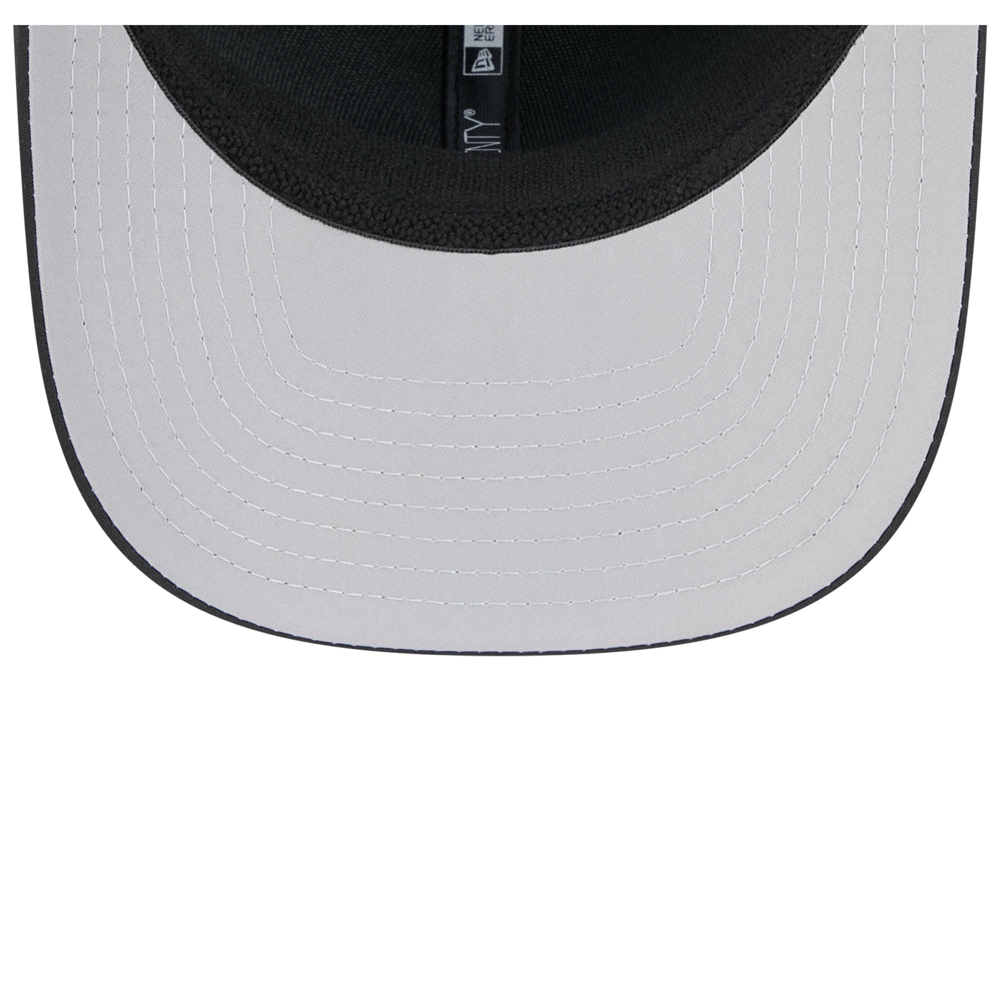 Casquette New Era noire Chicago Cubs pour homme, modèle 9SEVENTY, avec cordon de serrage et ajustable.