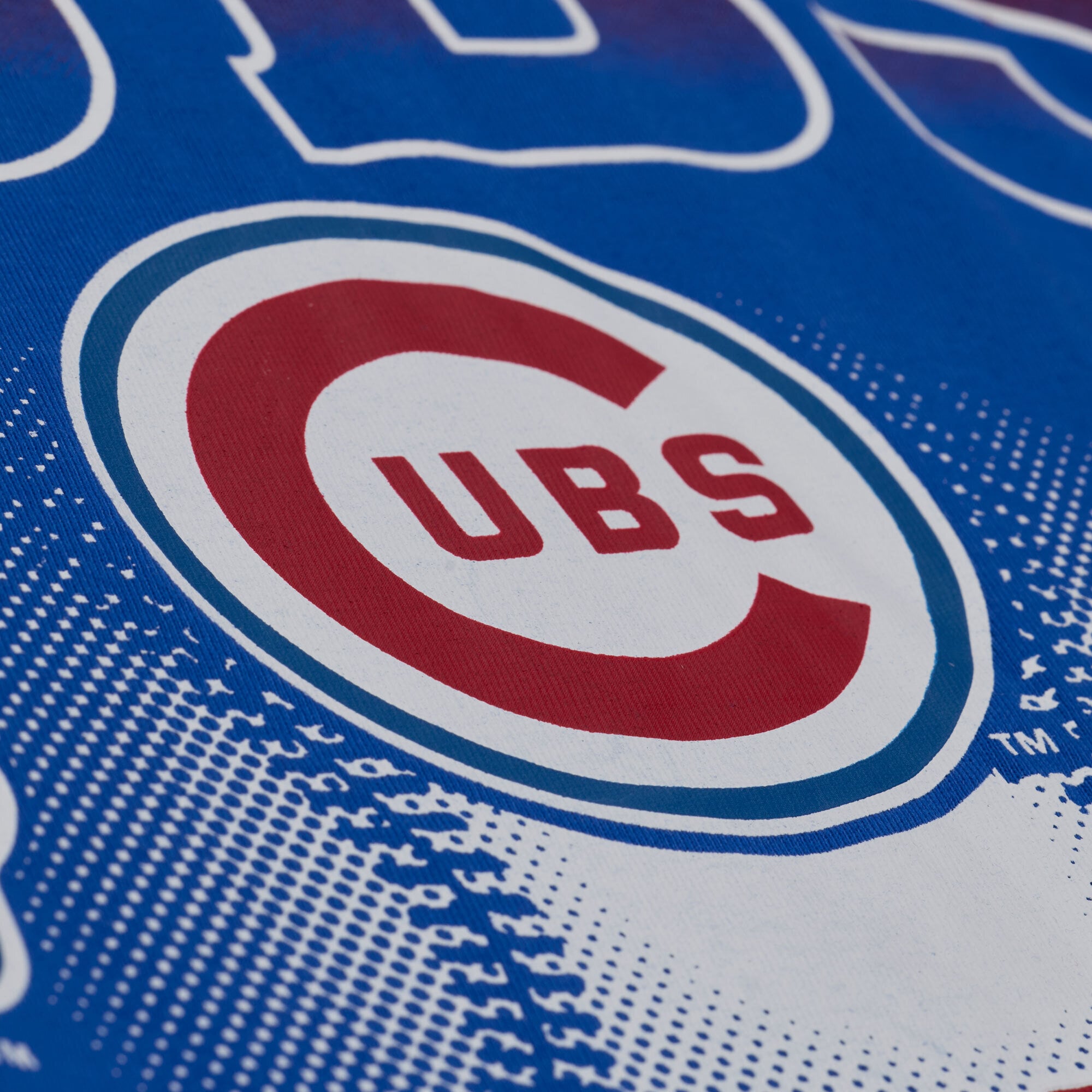 T-shirt Mitchell & Ness Royal Chicago Cubs Street Graphics pour femmes