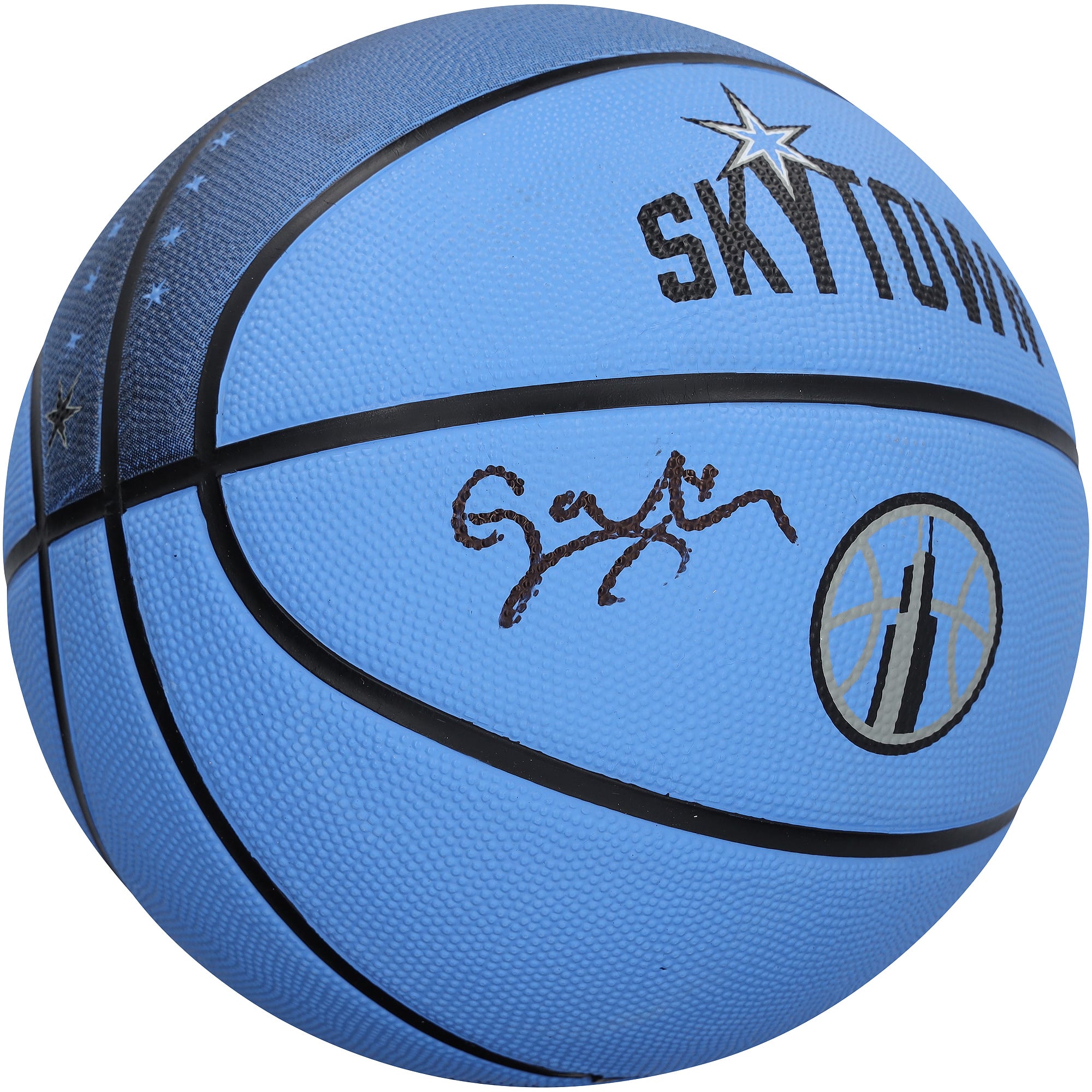 Ballon de basket-ball Wilson Rebel Edition 2026 autographié par Gabriela Jaquez, des Chicago Sky.