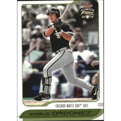 2002 Fleer Focus JE Jersey Parallel #66 Magglio Ordonez/30