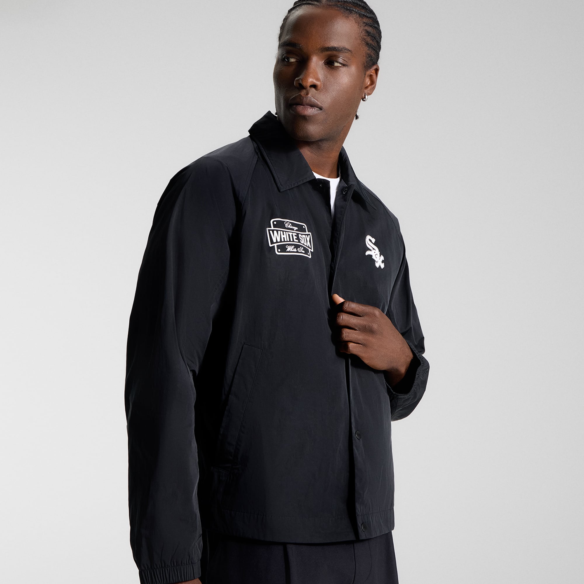 Veste de coach raglan noire Chicago White Sox pour homme lululemon