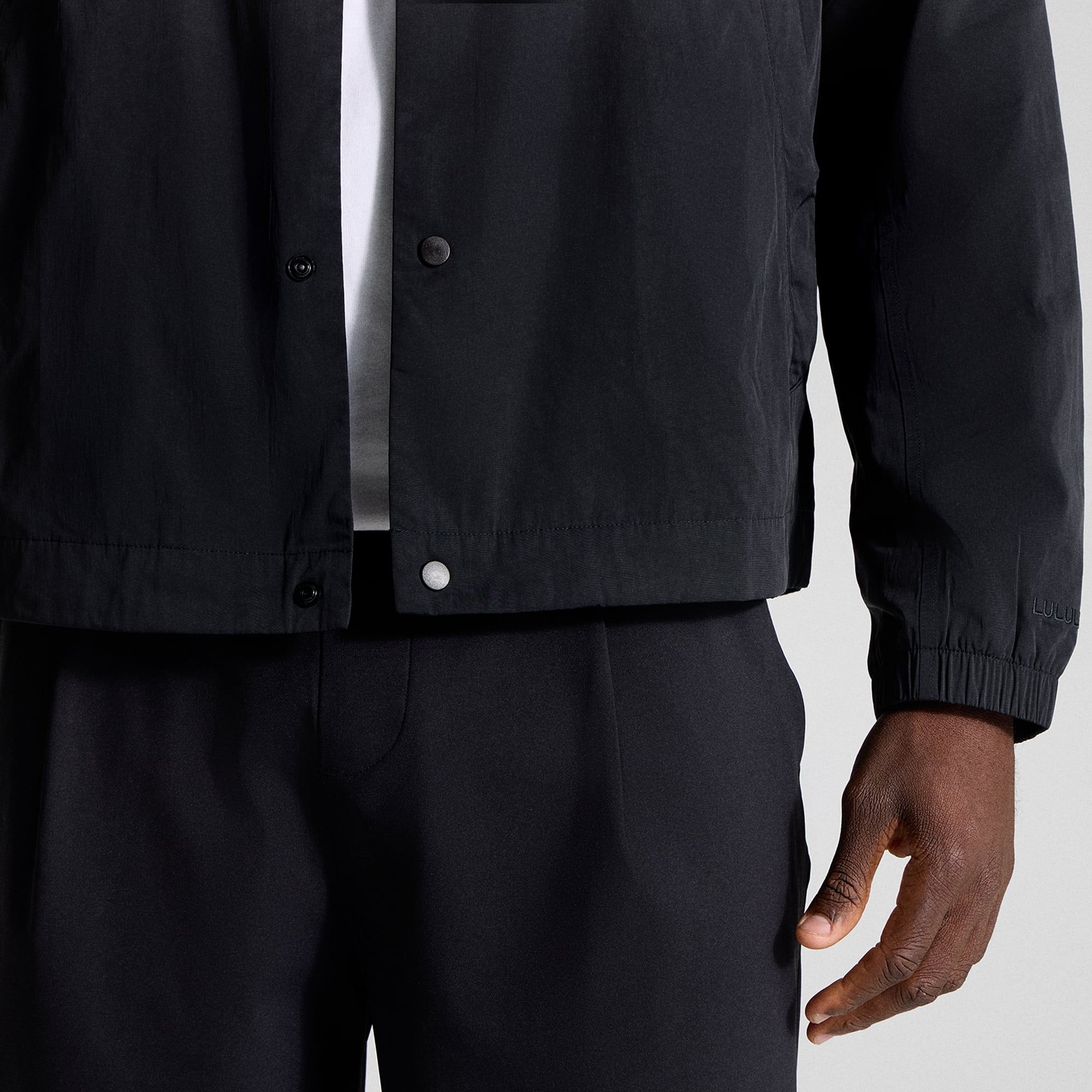 Veste de coach raglan noire Chicago White Sox pour homme lululemon