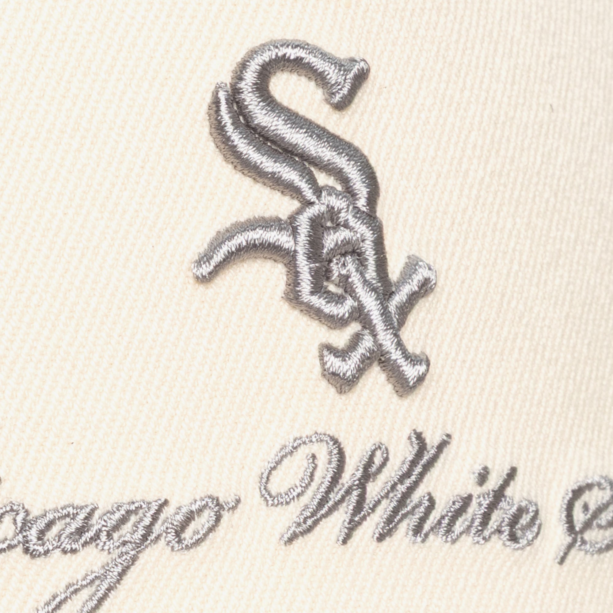 Men's Mitchell & Ness  Cream/Gray Chicago White Sox Flawless Stretch-Snapback Hat