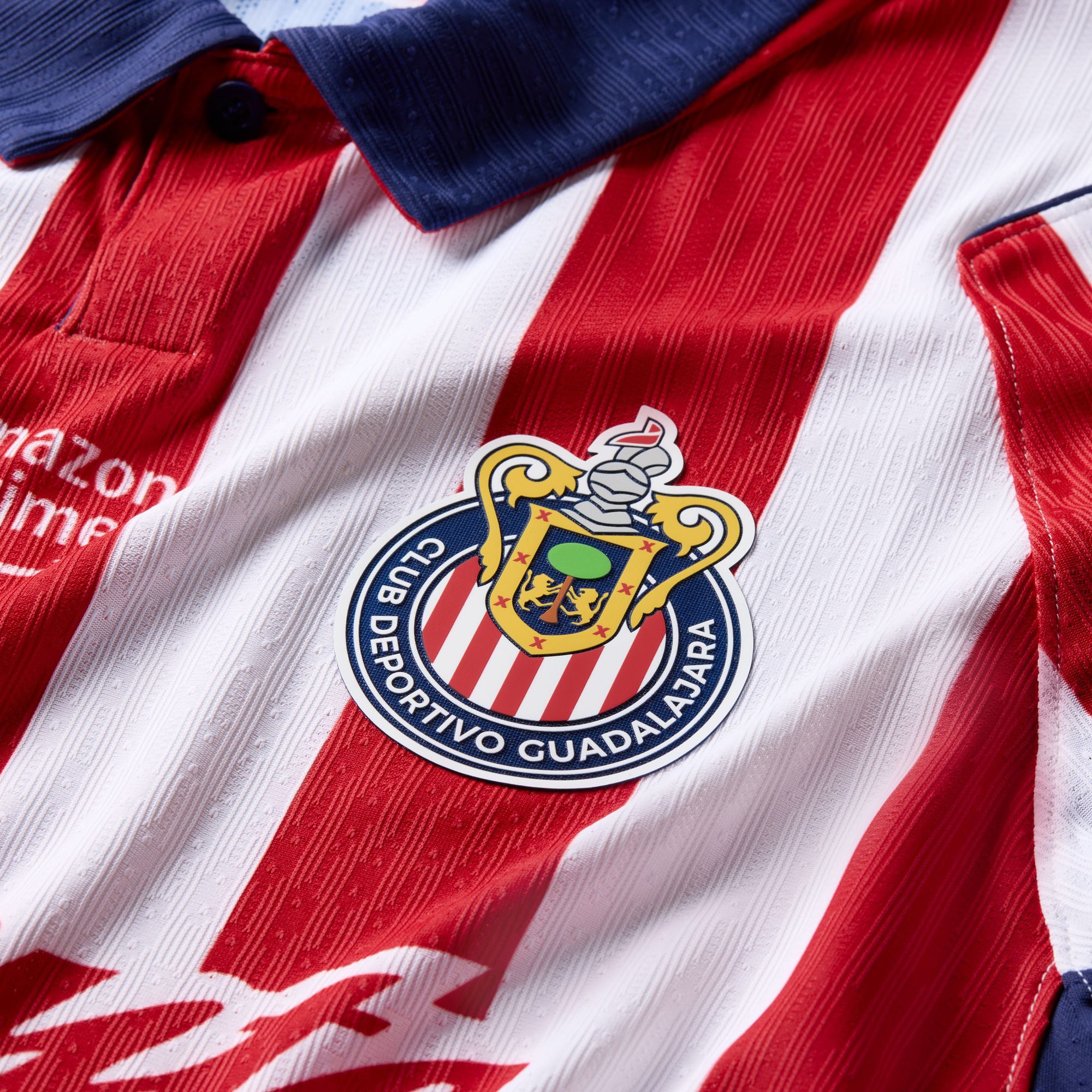 Maillot domicile authentique Nike Chivas blanc et rouge 2026/27 pour homme