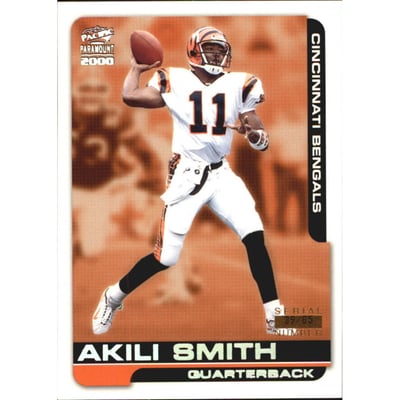 2000 Paramount HoloSilver #52 Akili Smith