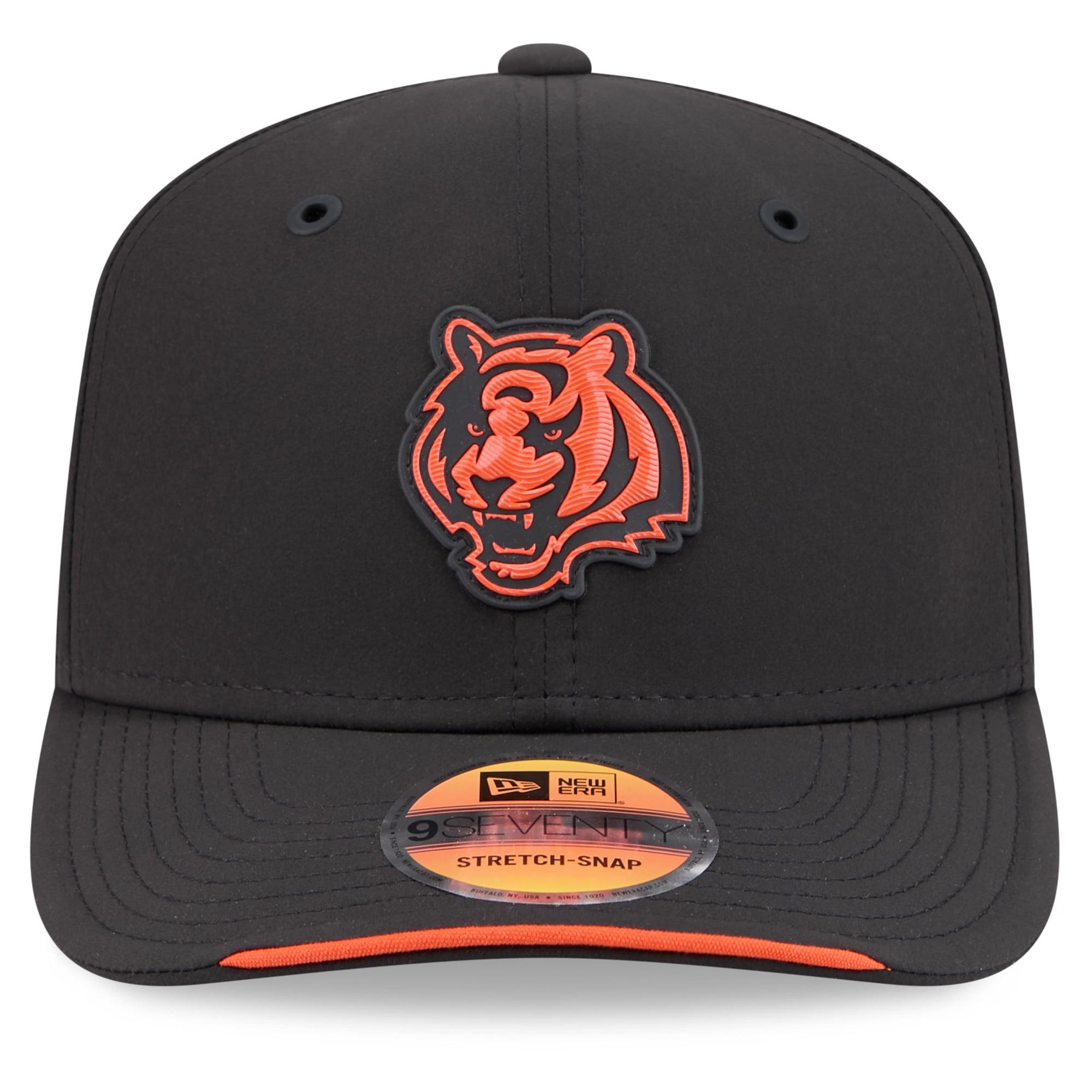 Men's New Era Black Cincinnati Bengals 2026 Sideline 9SEVENTY Adjustable Hat