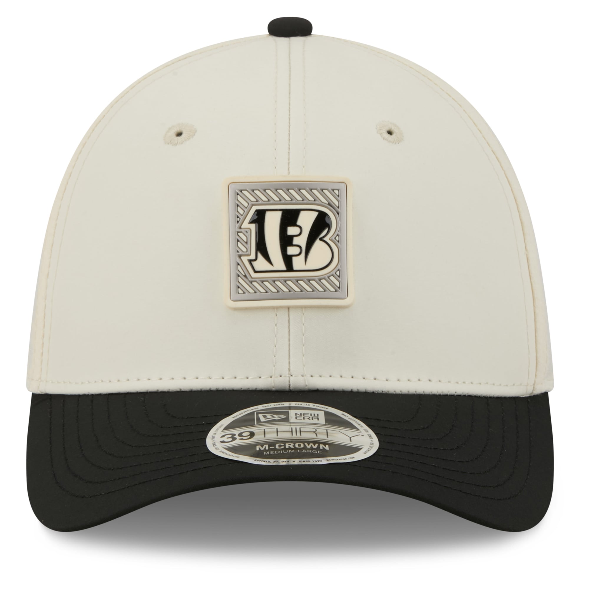 Casquette New Era Flex crème/noire pour homme, Cincinnati Bengals, camp d'entraînement NFL 2026, modèle 39THIRTY