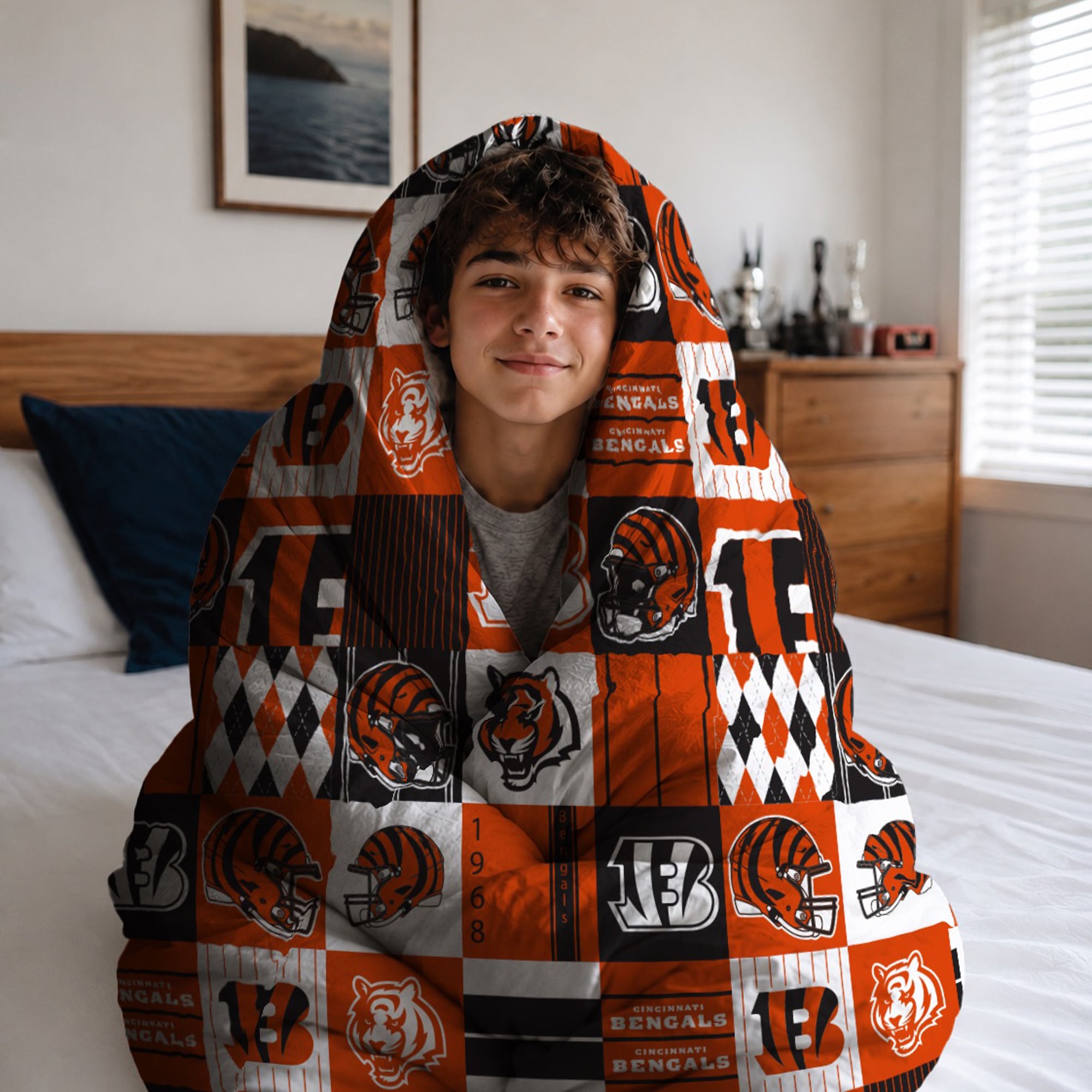 Pegasus Cincinnati Bengals Patchwork Plaid Two-Piece Twin/Twin XL Bed in a Bag Set