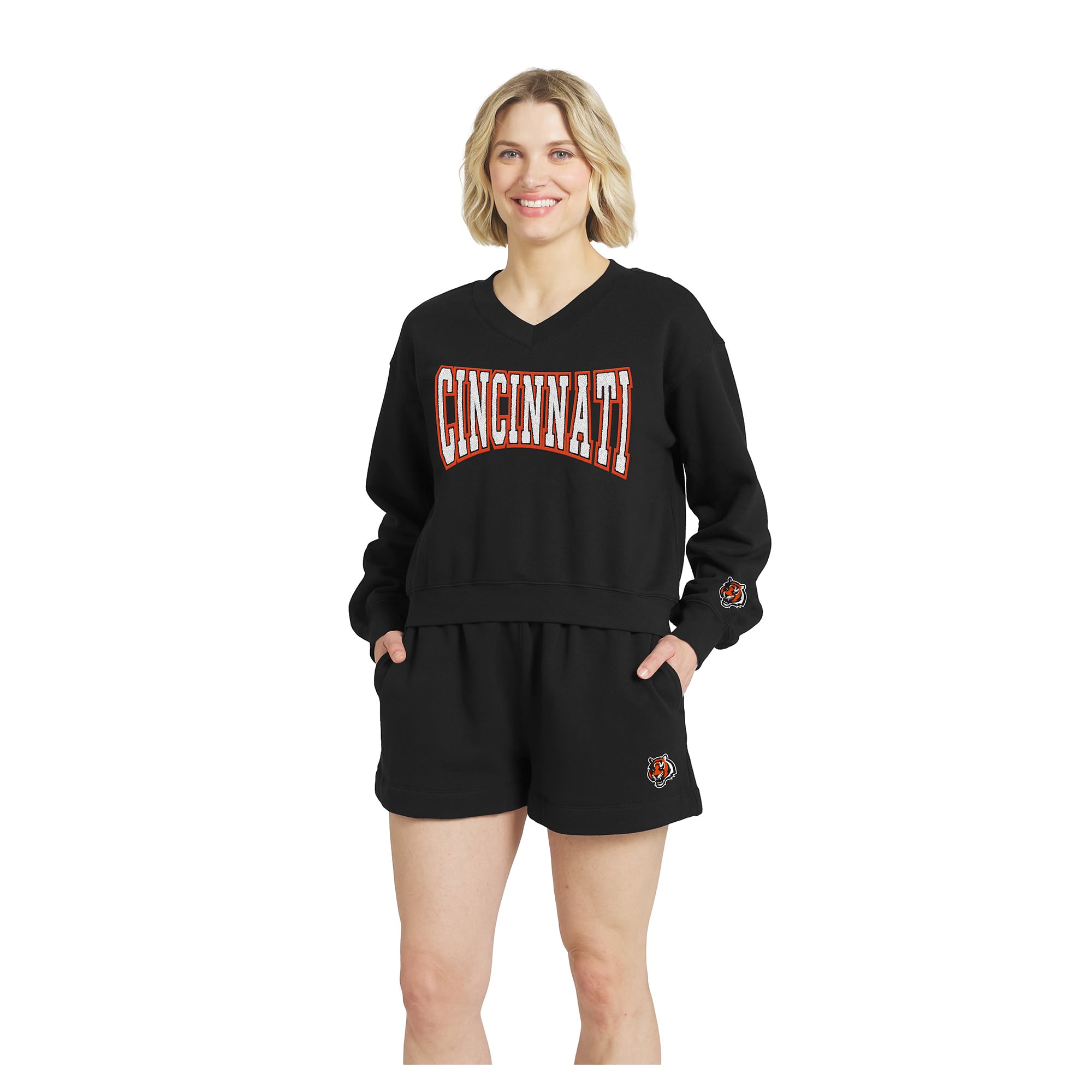 Women's WEAR by Erin Andrews Black Cincinnati Bengals Fleece V-Neck Lounge Set