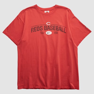 Cincinnati Reds Nike 2000s T-shirt - Red - L by Fanatics Real Vintage