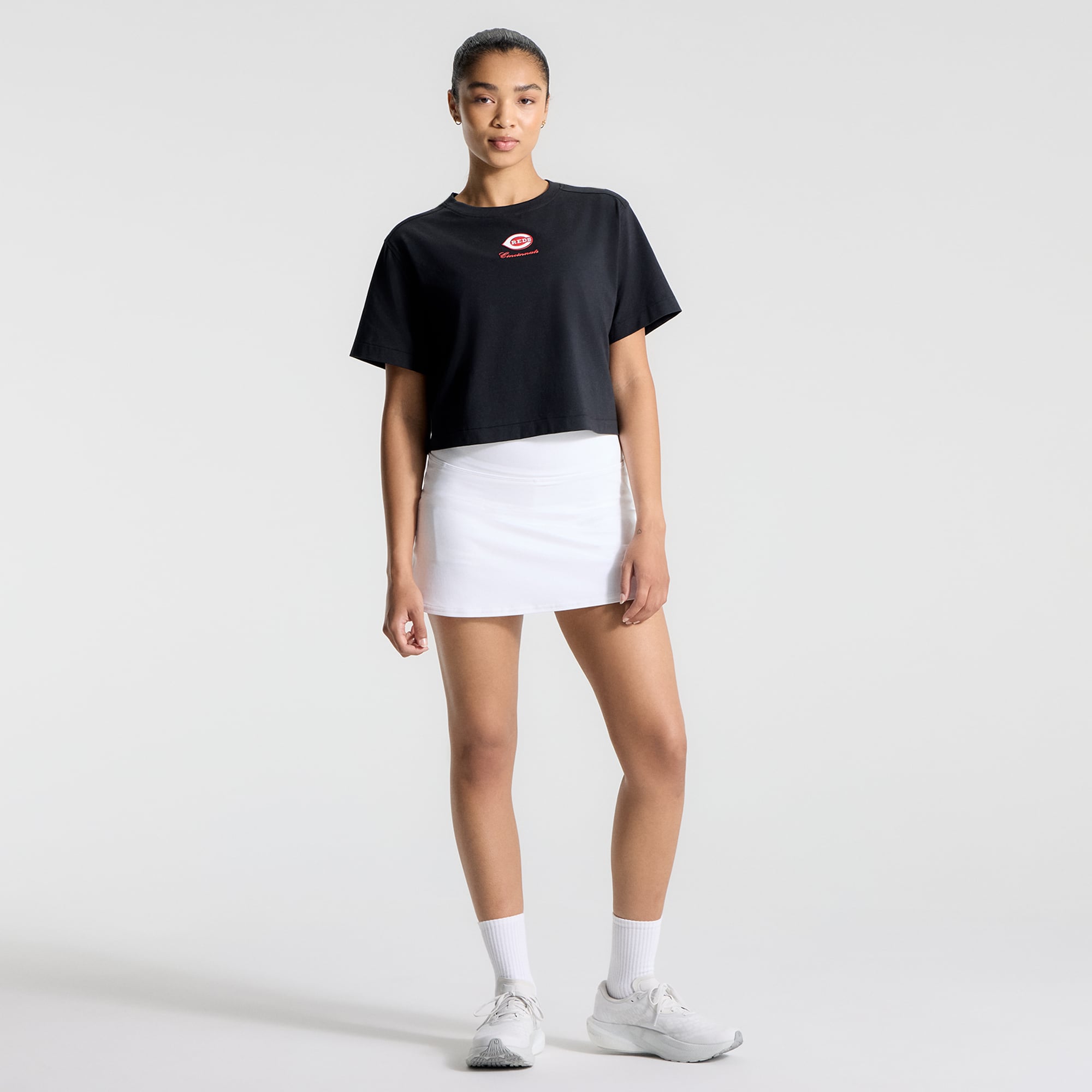 T-shirt court en coton biologique All Yours noir Cincinnati Reds pour femme de lululemon