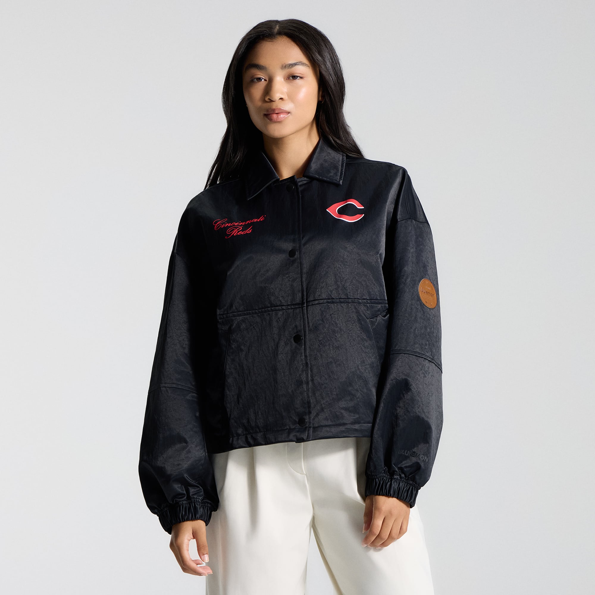 Women's lululemon Black Cincinnati Reds Coaches Jacket