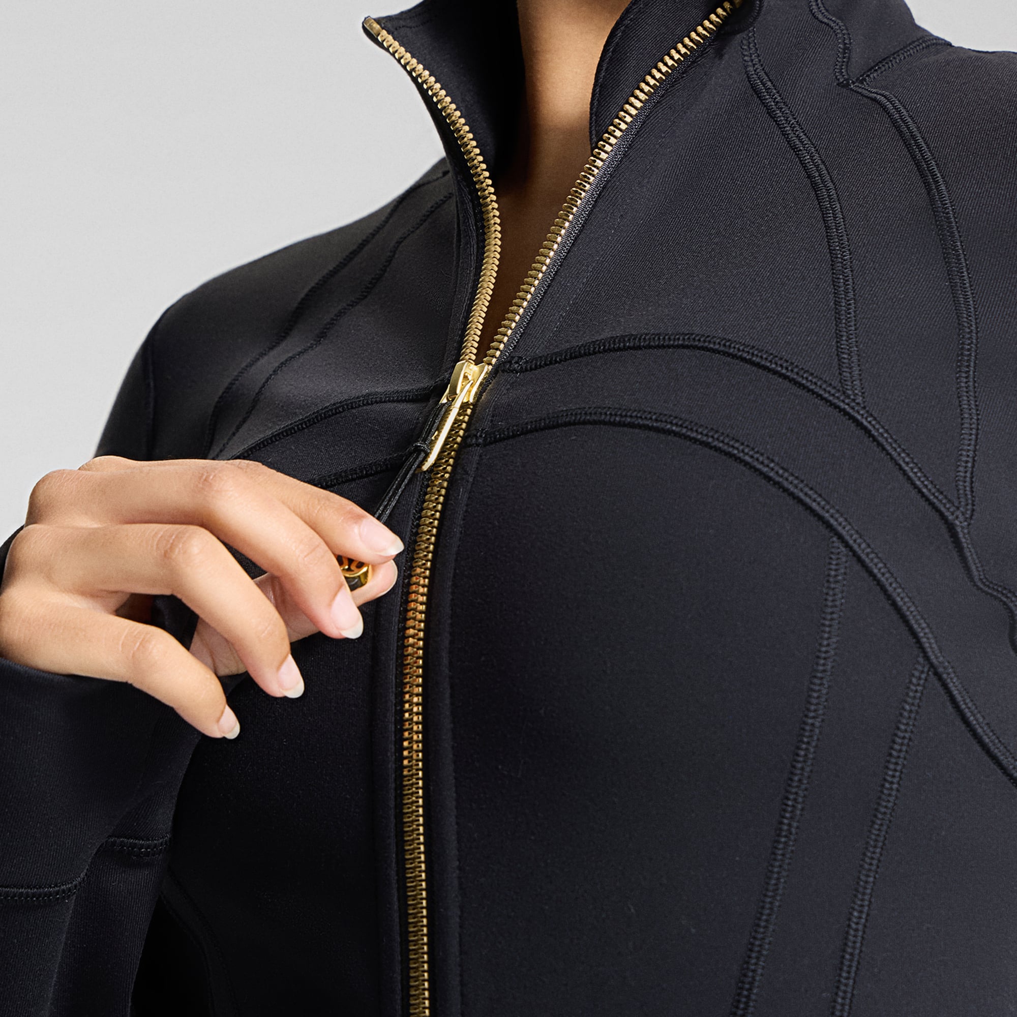 Veste Define noire Cincinnati Reds pour femmes de lululemon *Luon™