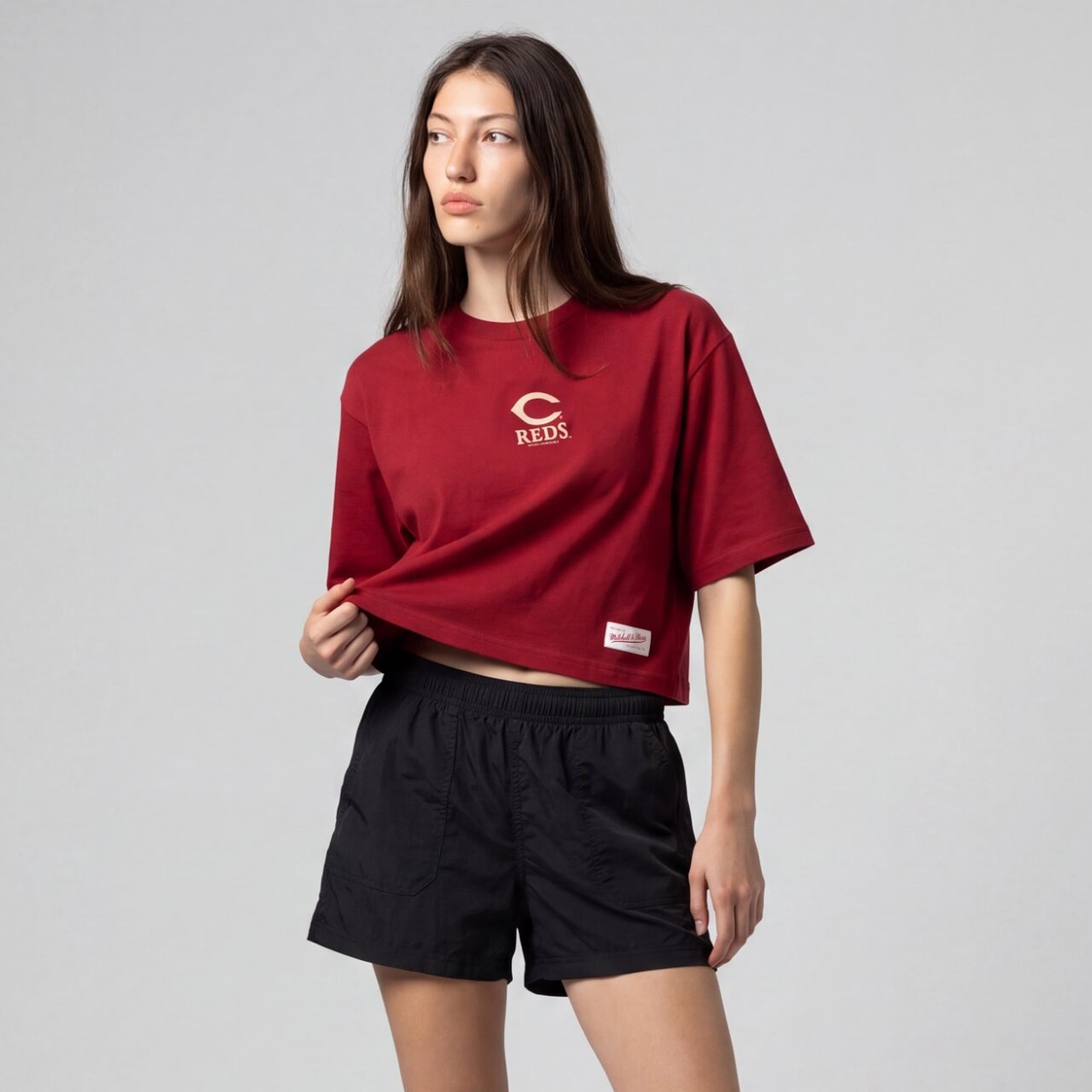 Women's Mitchell & Ness Red Cincinnati Reds Core Essentials Boxy Crop T-Shirt
