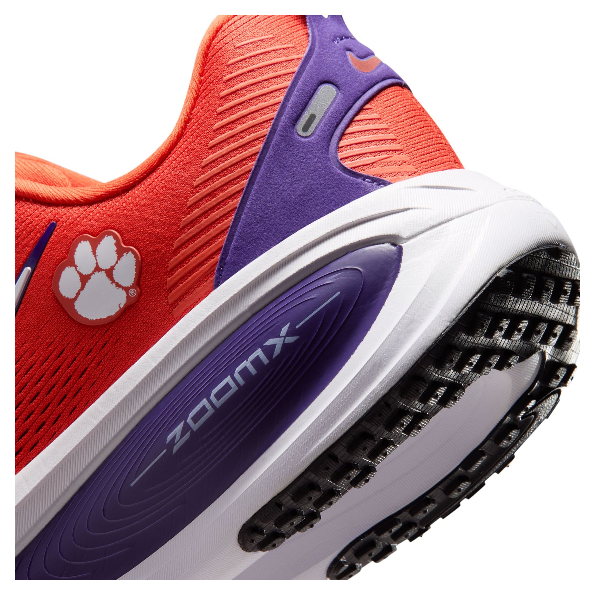 Men's Nike Clemson Tigers Vomero 18 Running Shoes