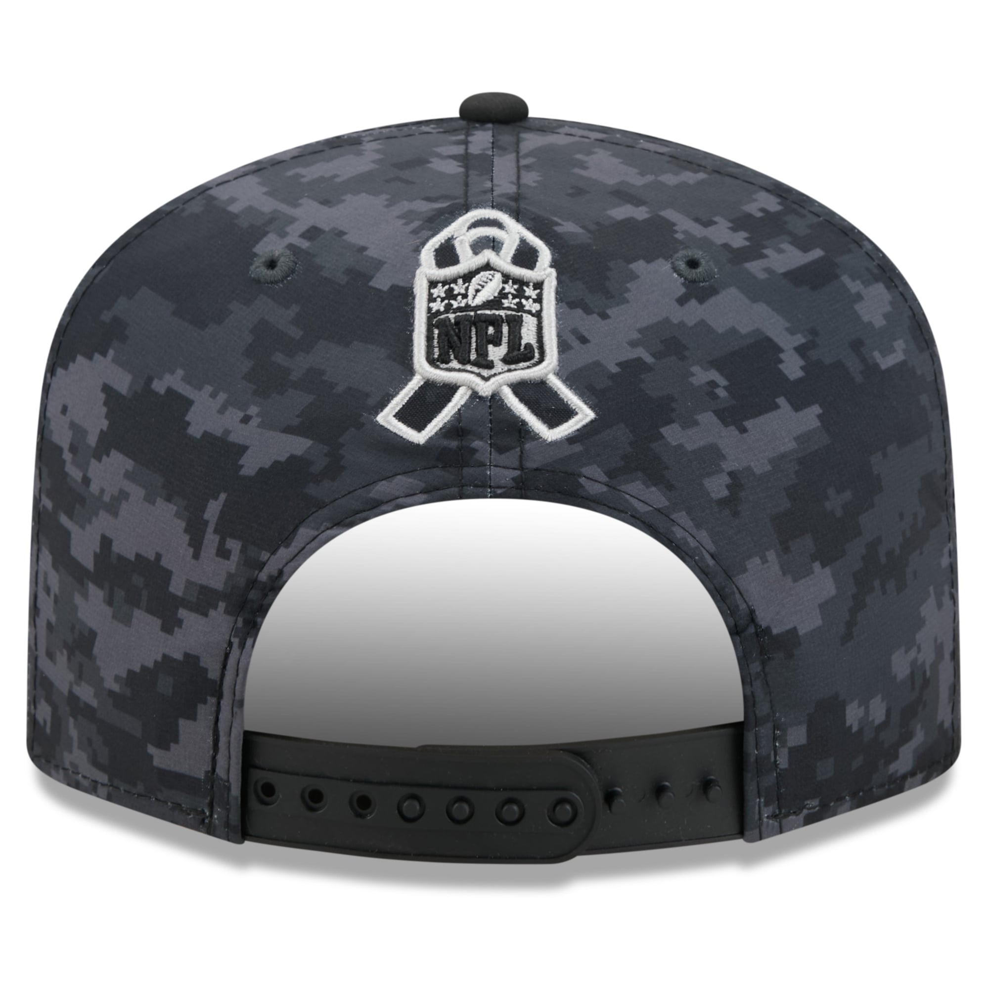 Casquette ajustable New Era noire Cleveland Browns 2026 Salute To Service 19TWENTY pour homme
