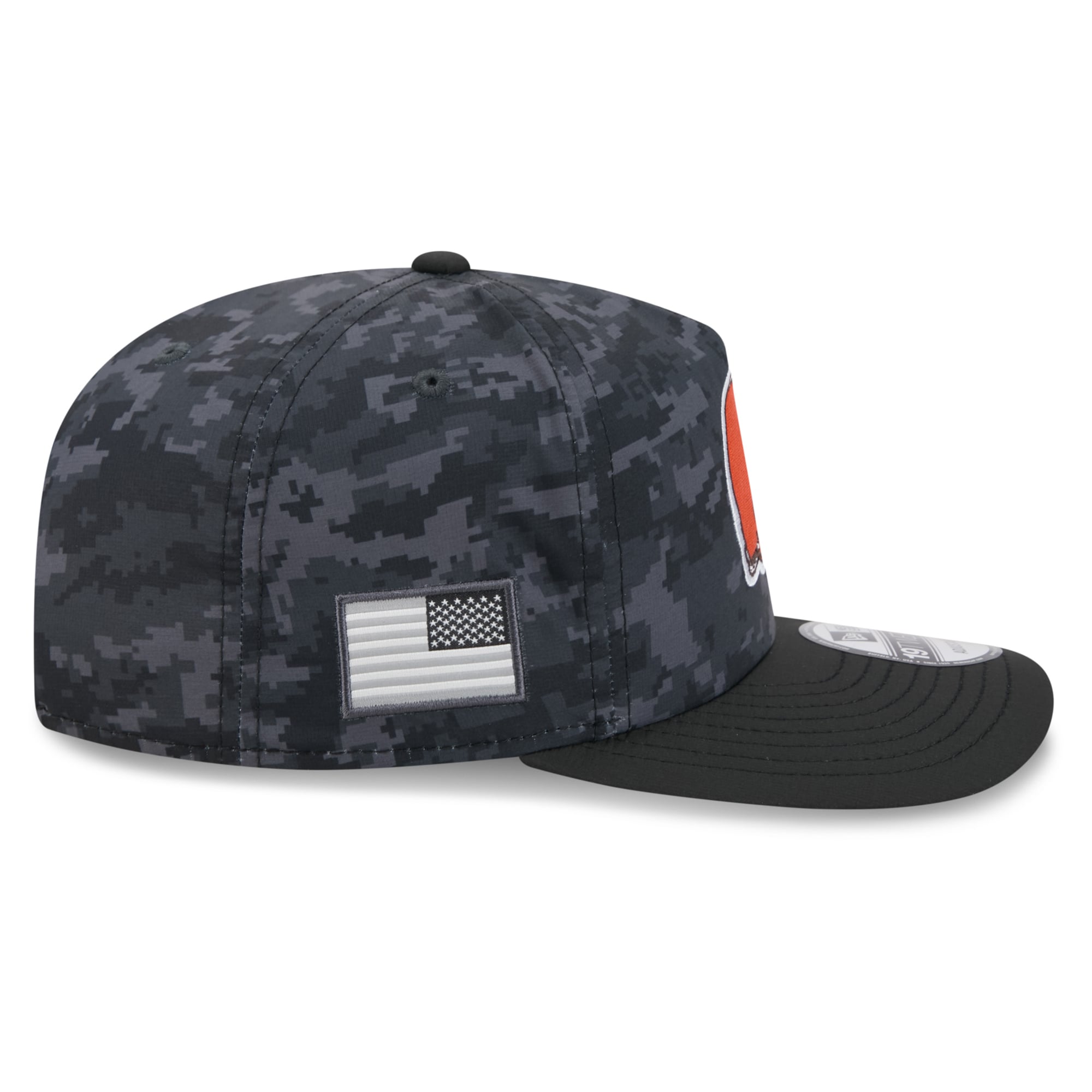 Casquette ajustable New Era noire Cleveland Browns 2026 Salute To Service 19TWENTY pour homme