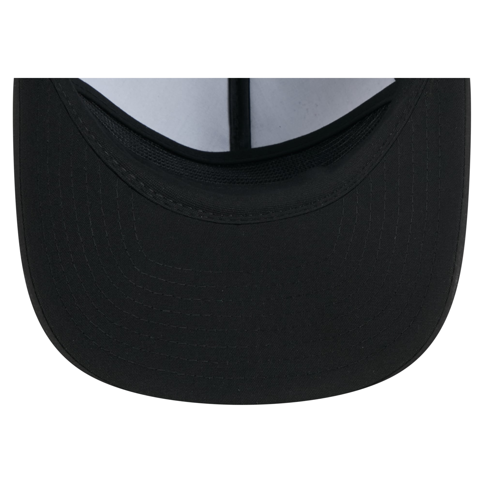 Casquette ajustable New Era noire Cleveland Browns 2026 Salute To Service 19TWENTY pour homme