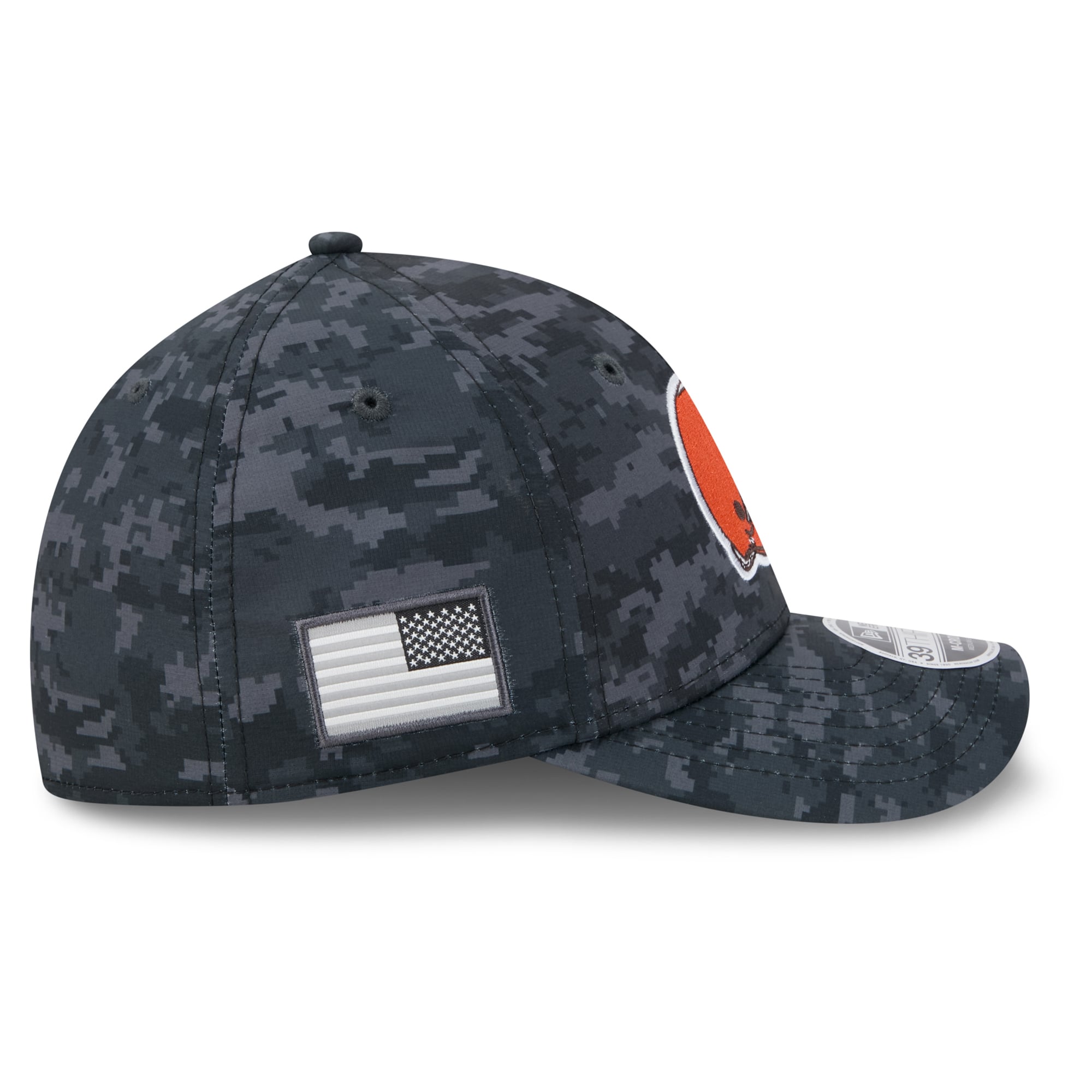 Casquette extensible New Era noire Cleveland Browns 2026 Salute To Service 39THIRTY M-Crown pour homme