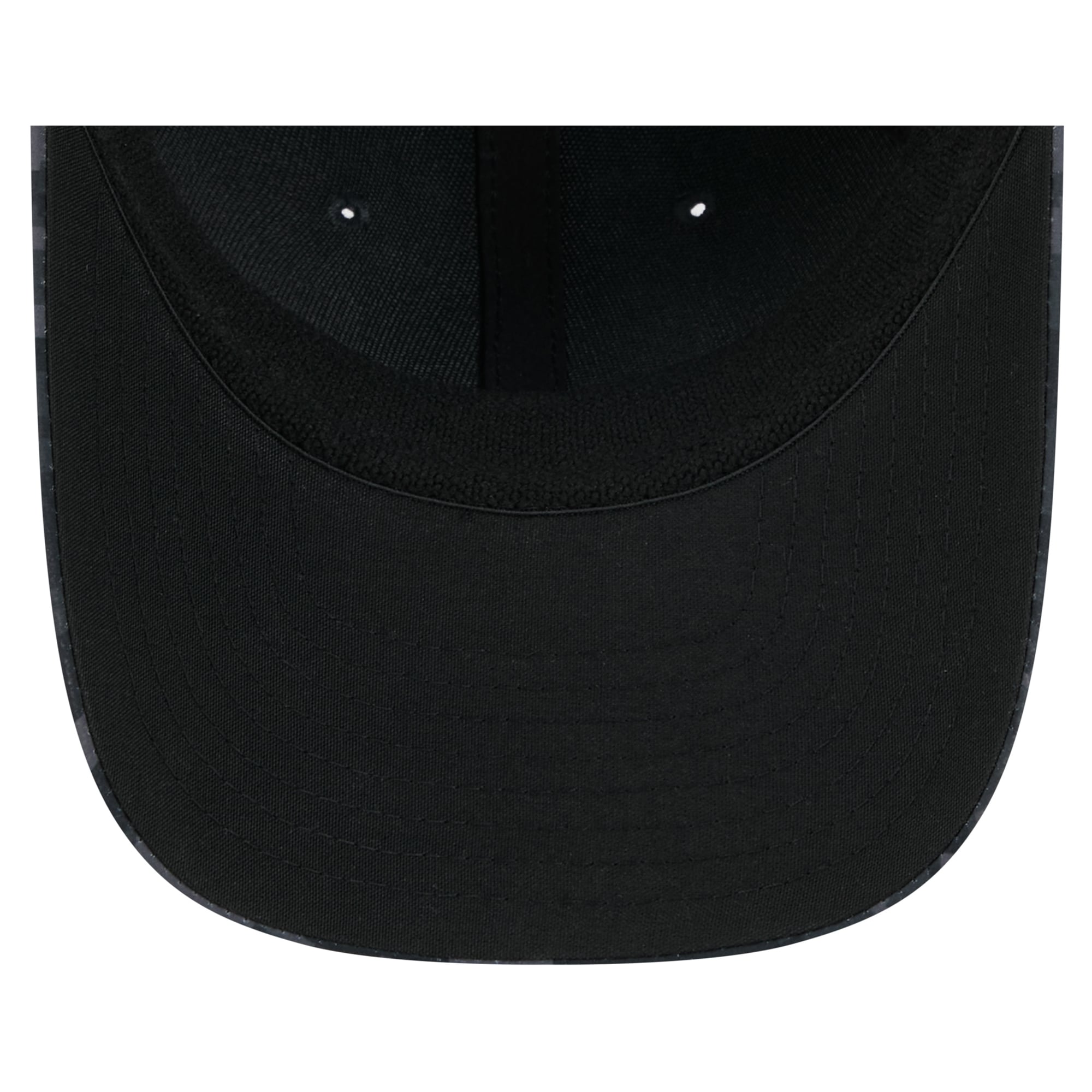 Casquette extensible New Era noire Cleveland Browns 2026 Salute To Service 39THIRTY M-Crown pour homme