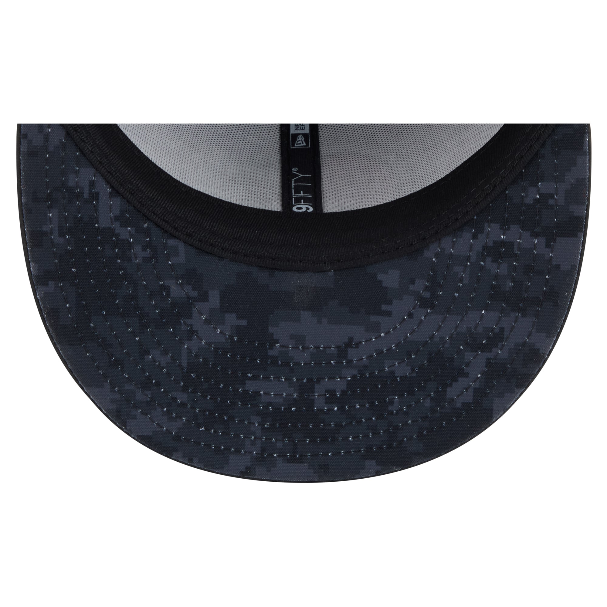 Casquette snapback New Era noire Cleveland Browns 2026 Salute To Service 9FIFTY pour homme