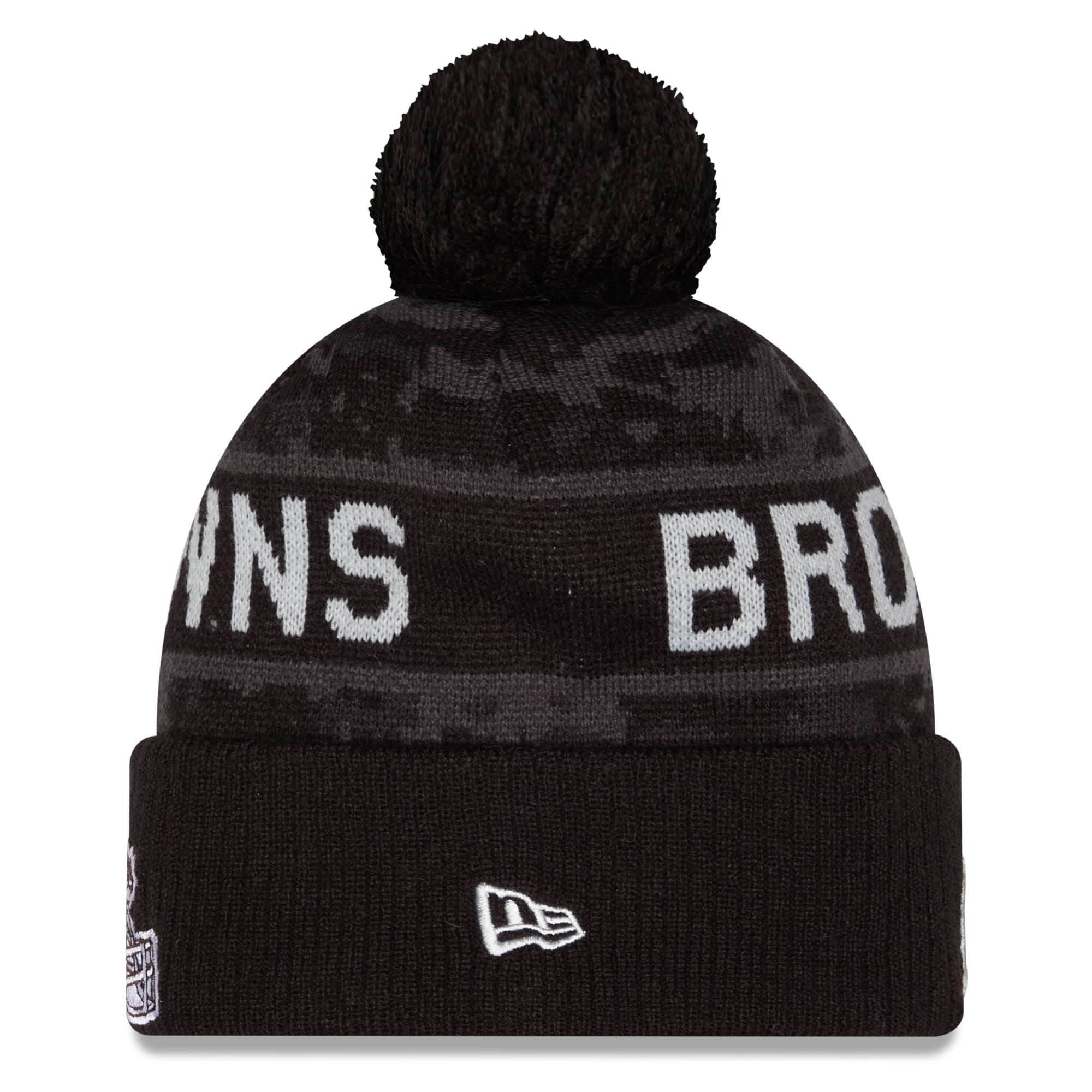 Bonnet à revers New Era noir pour homme, Cleveland Browns 2026 Salute To Service, avec pompon