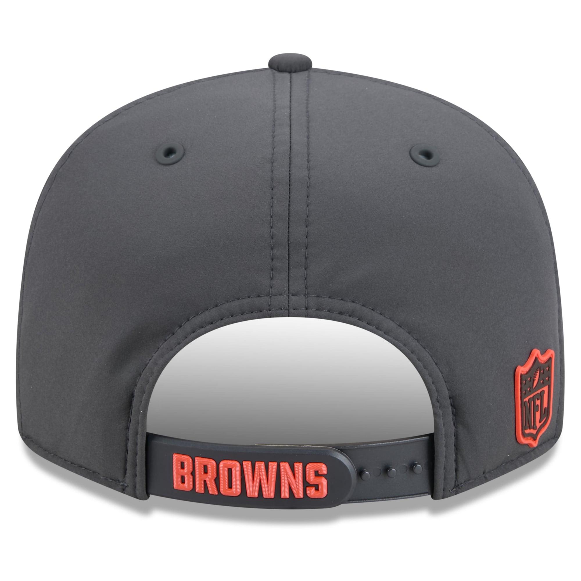 Casquette snapback New Era 9FIFTY pour homme, couleur anthracite, Cleveland Browns 2026, idéale pour les temps froids.