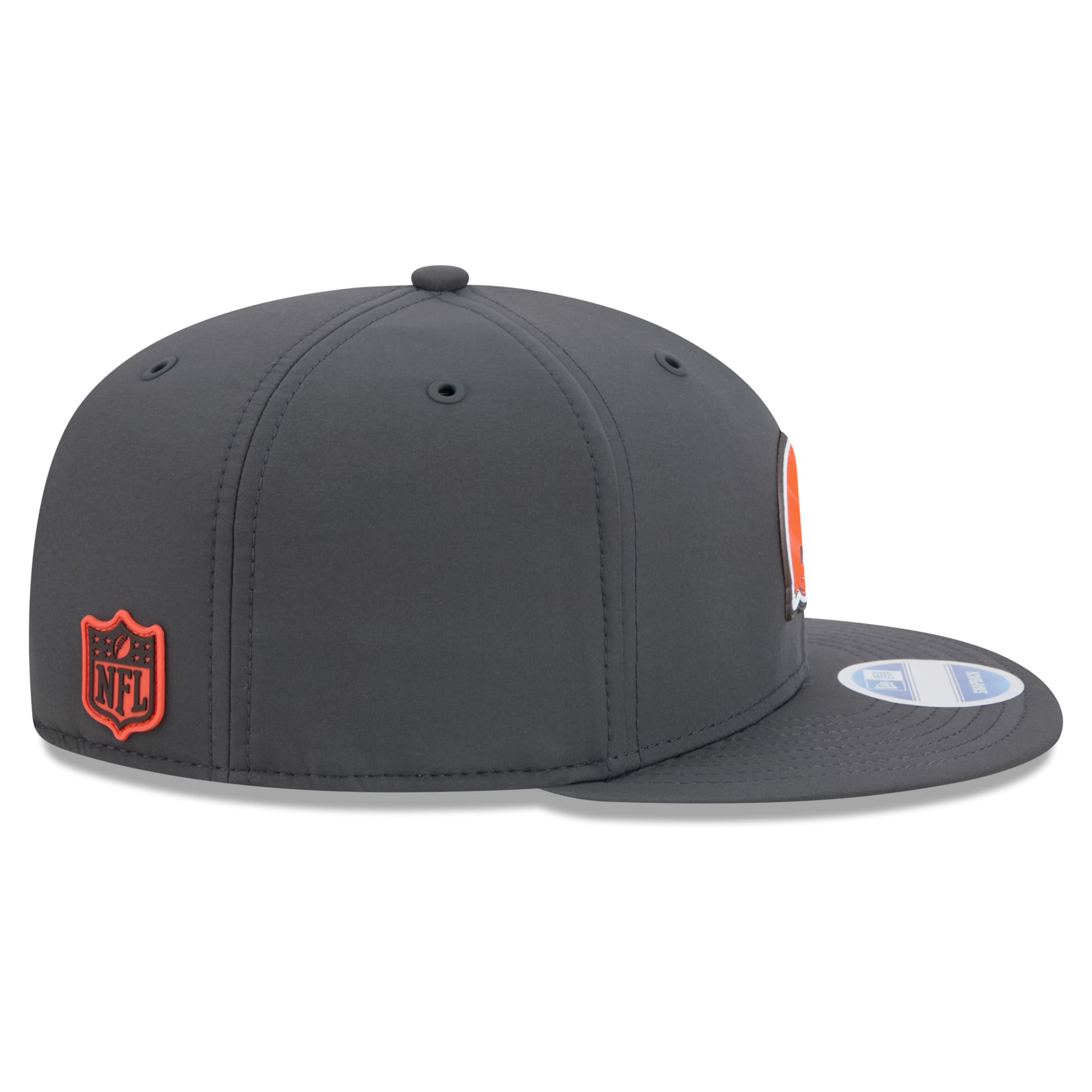 Casquette snapback New Era 9FIFTY pour homme, couleur anthracite, Cleveland Browns 2026, idéale pour les temps froids.