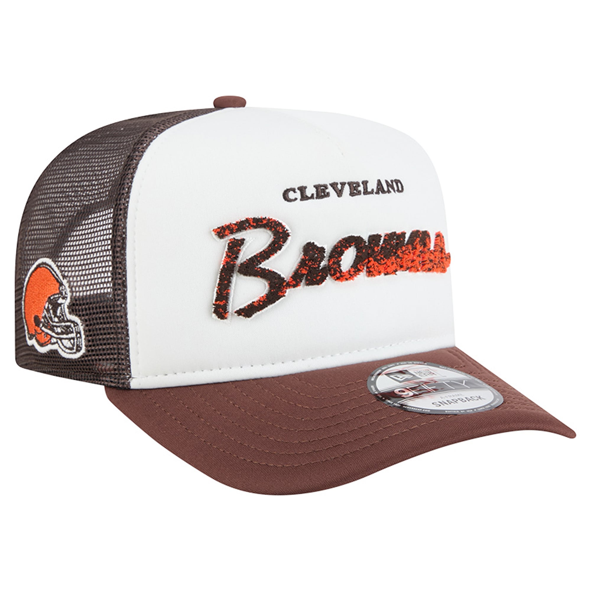 Casquette trucker New Era blanche/marron Cleveland Browns en mousse, modèle A-Frame 9FIFTY Snapback pour homme