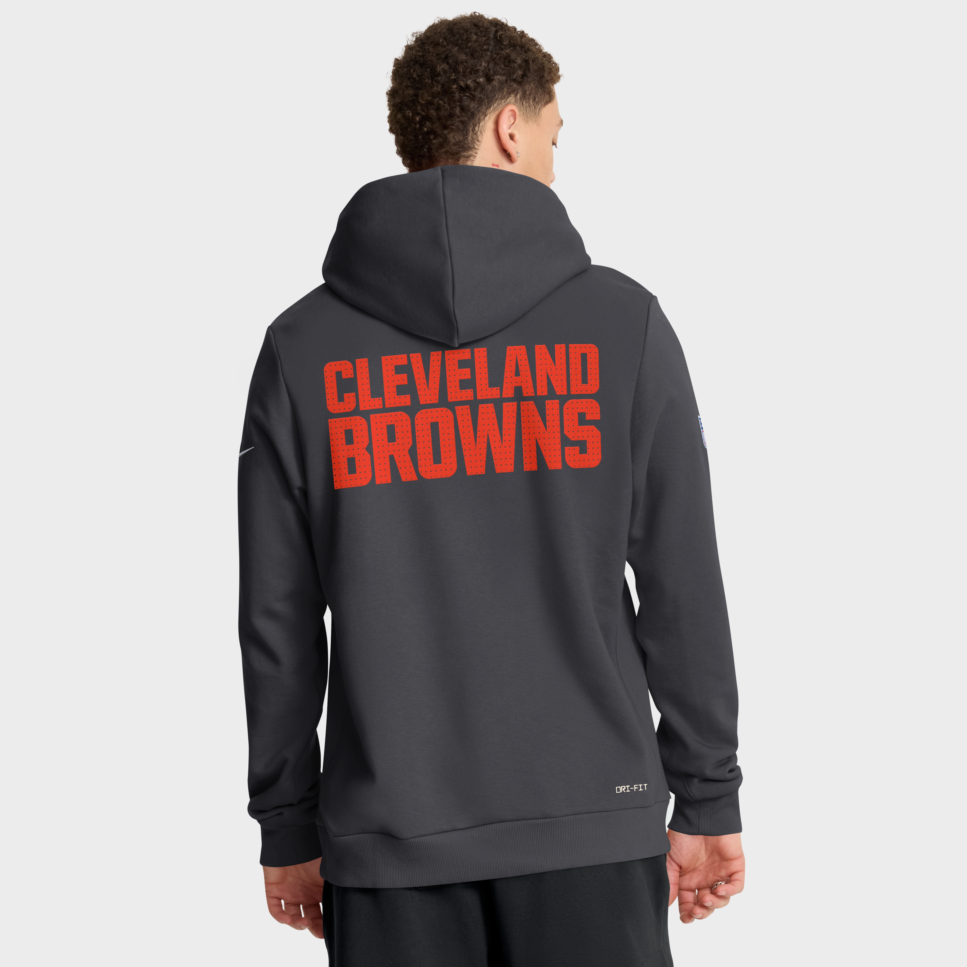 Men's Nike Anthracite Cleveland Browns Sideline Standard Issue Initial Home Dri-FIT Hoodie