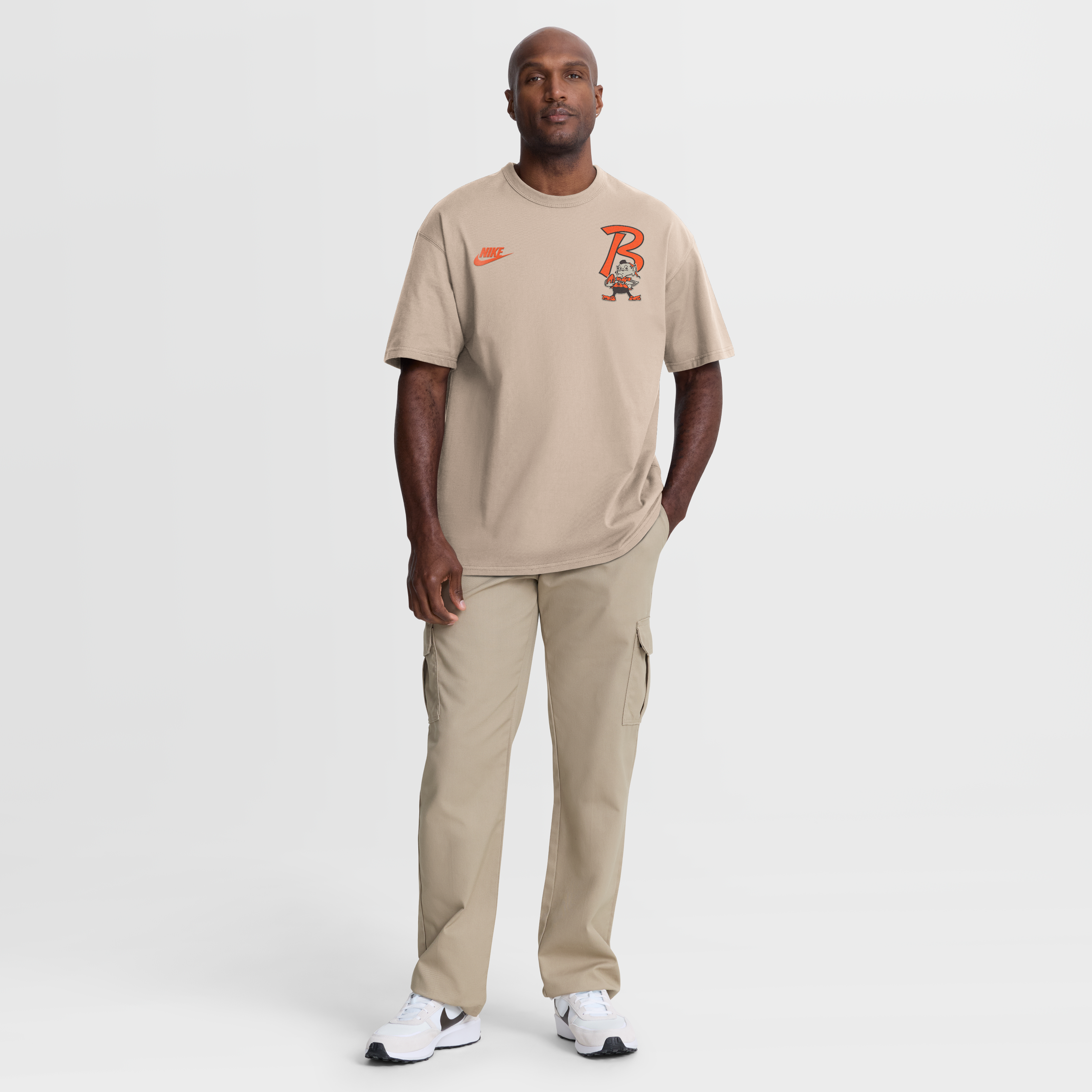 T-shirt Nike Max90 pour homme, coloris sable, Cleveland Browns Night Primary