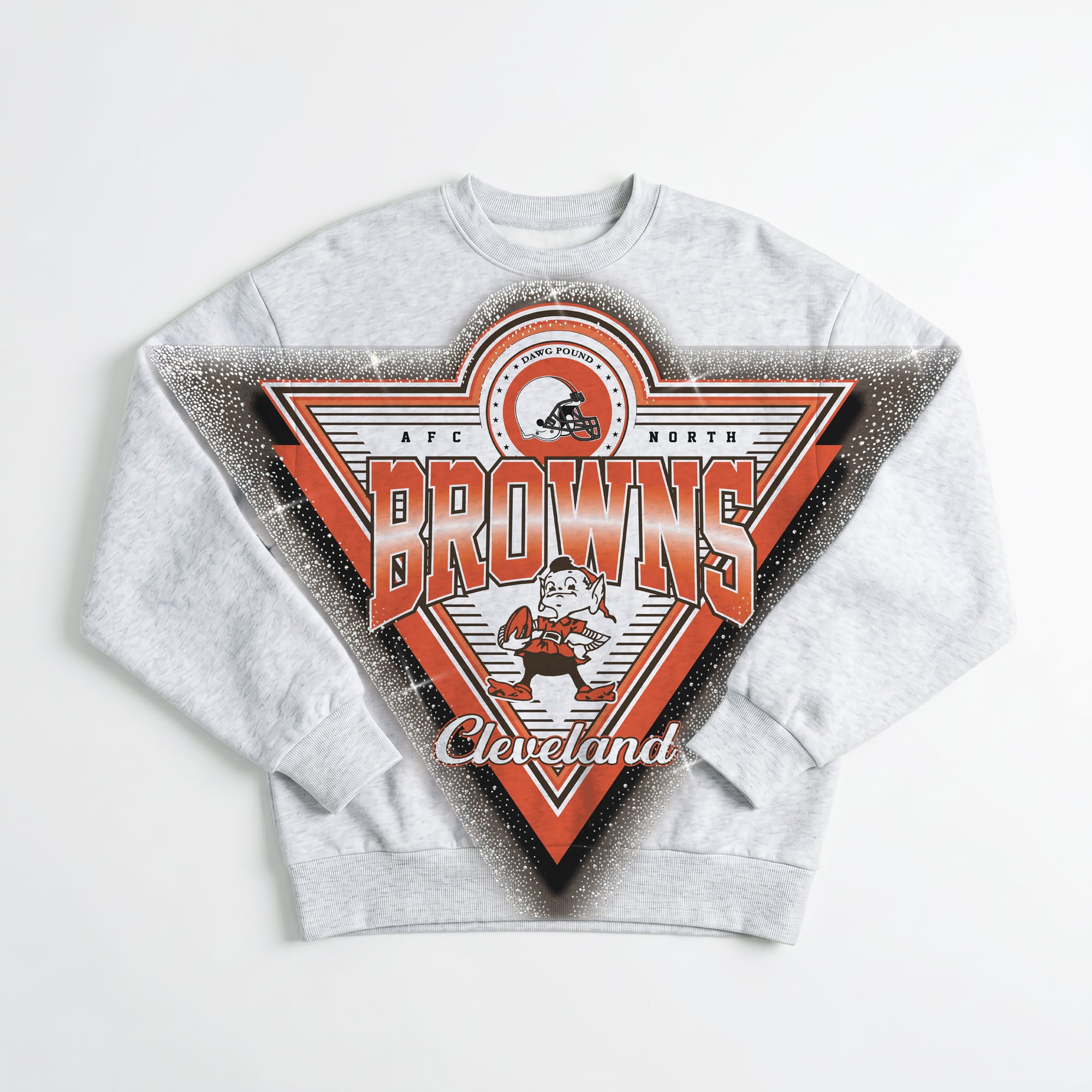 Sweat-shirt oversize en polaire à strass « Chasing Victory » des Cleveland Browns, collection Gameday Couture pour femmes, couleur cendre.