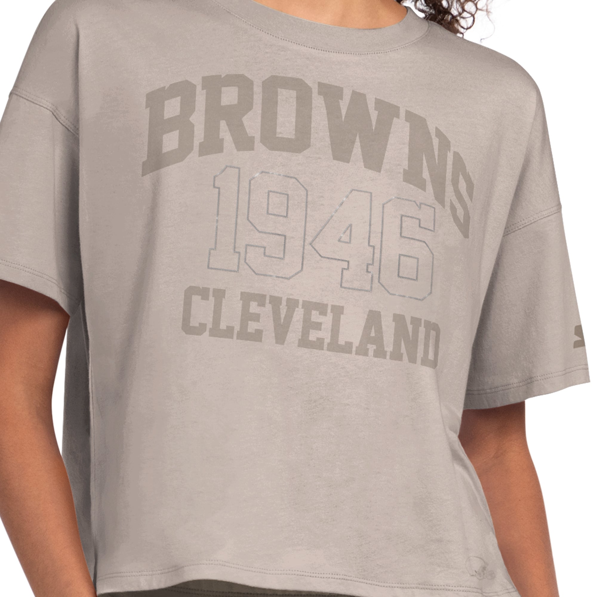 T-shirt court à strass Cleveland Browns couleur beige pour femme, de la marque Starter.