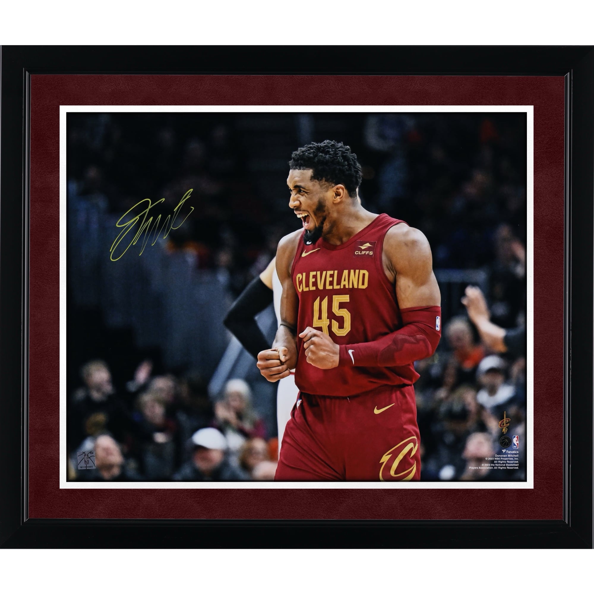 Photo dédicacée de Donovan Mitchell (Cleveland Cavaliers) - Célébration de son match à 71 points (40 x 50 cm)