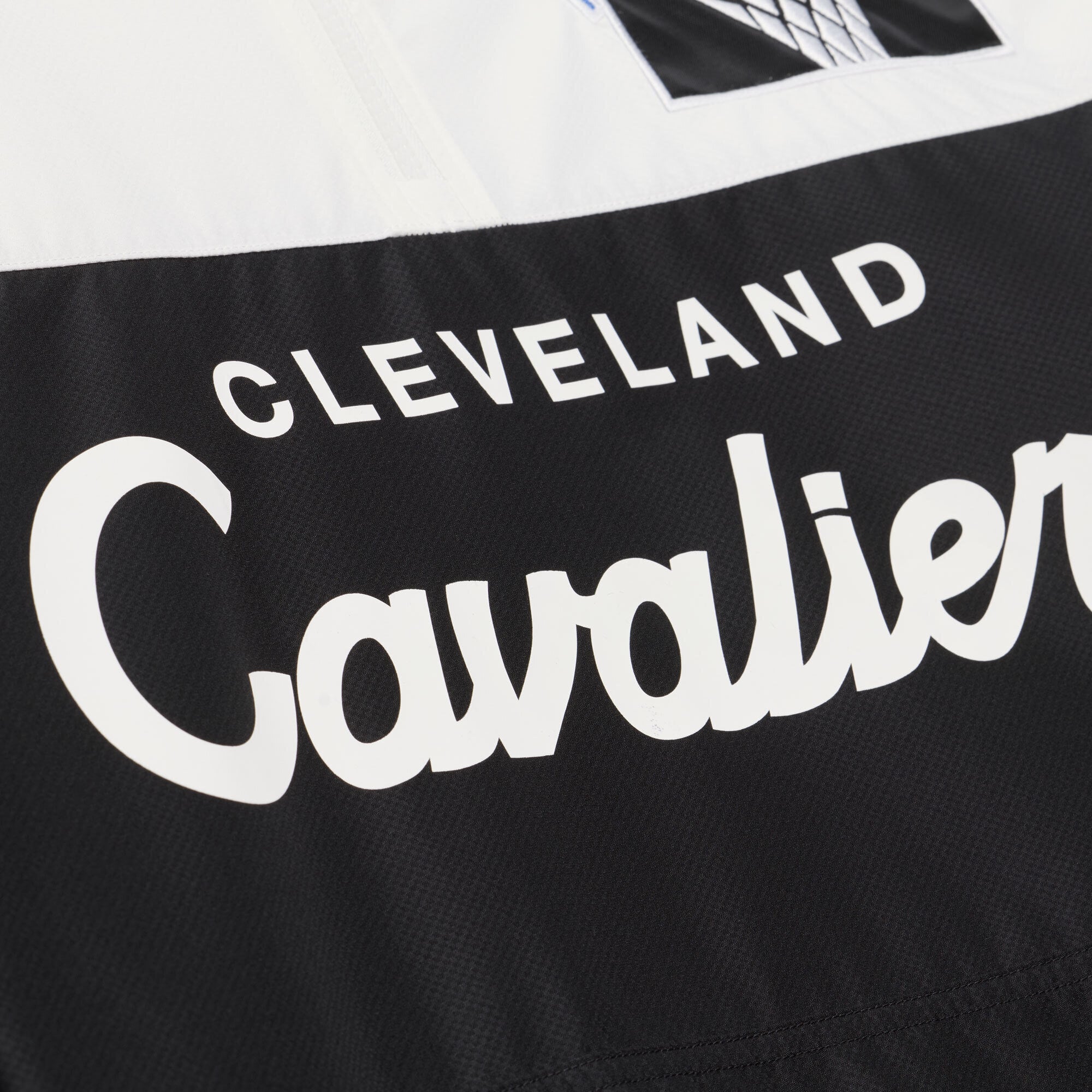 Men's Mitchell & Ness  Black Cleveland Cavaliers Head Coach Lightweight Anorak Quarter-Zip Windbreaker