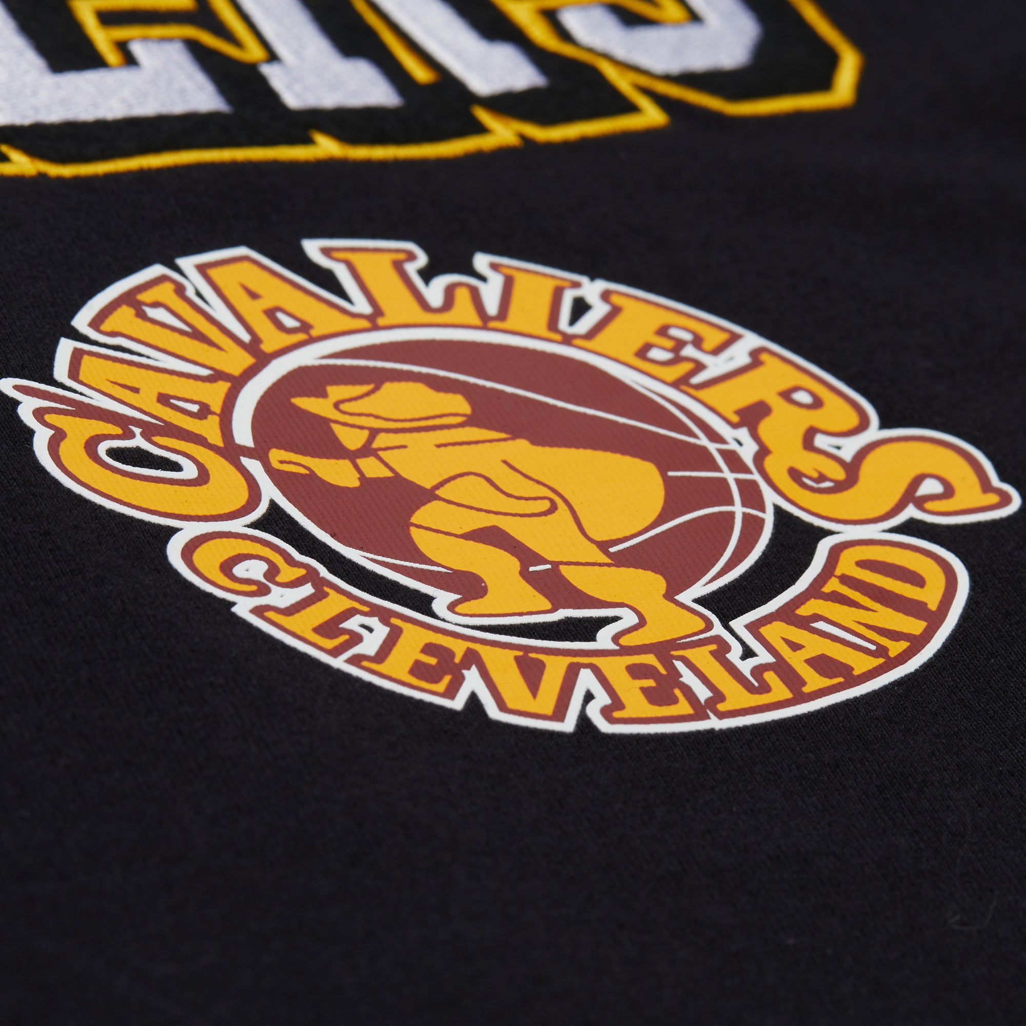 T-shirt à manches longues Mitchell & Ness noir pour homme, Cleveland Cavaliers Training Camp