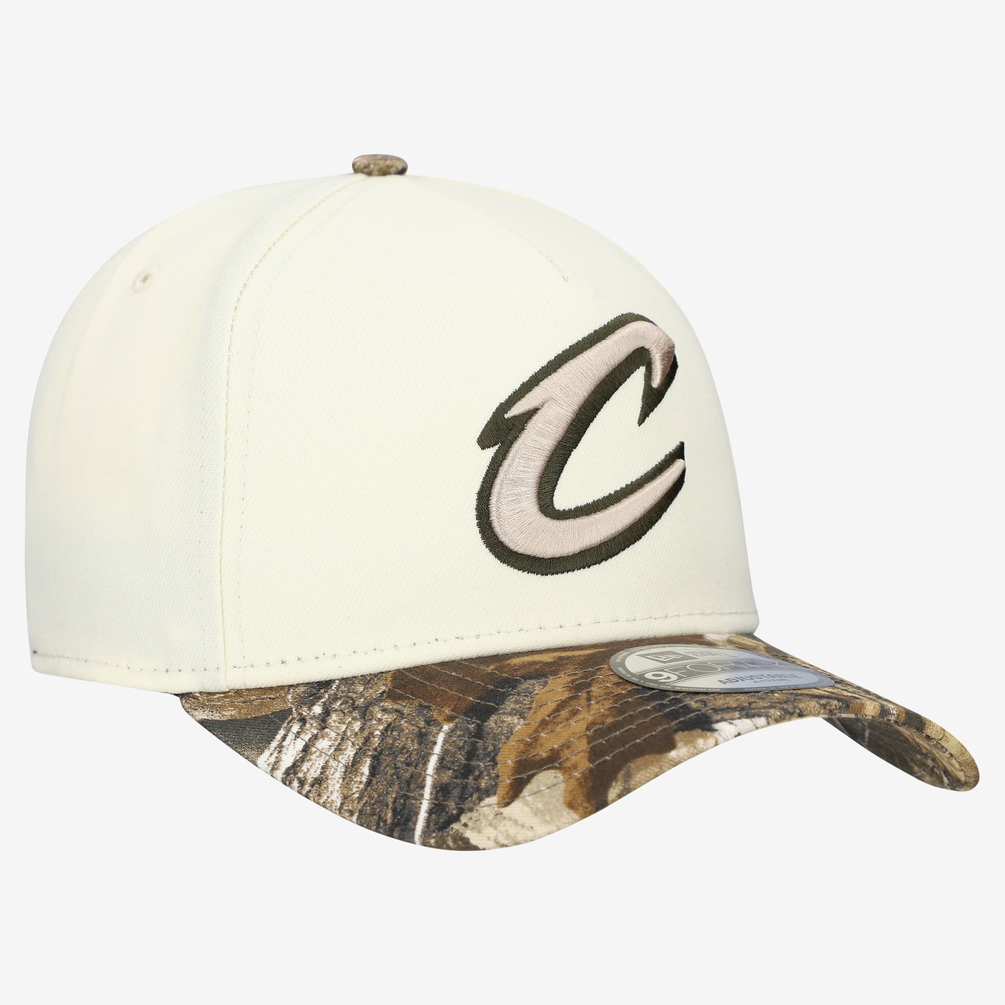 Men's New Era Cream Cleveland Cavaliers Realtree Chrome Two-Tone 9FORTY A-Frame Adjustable Hat