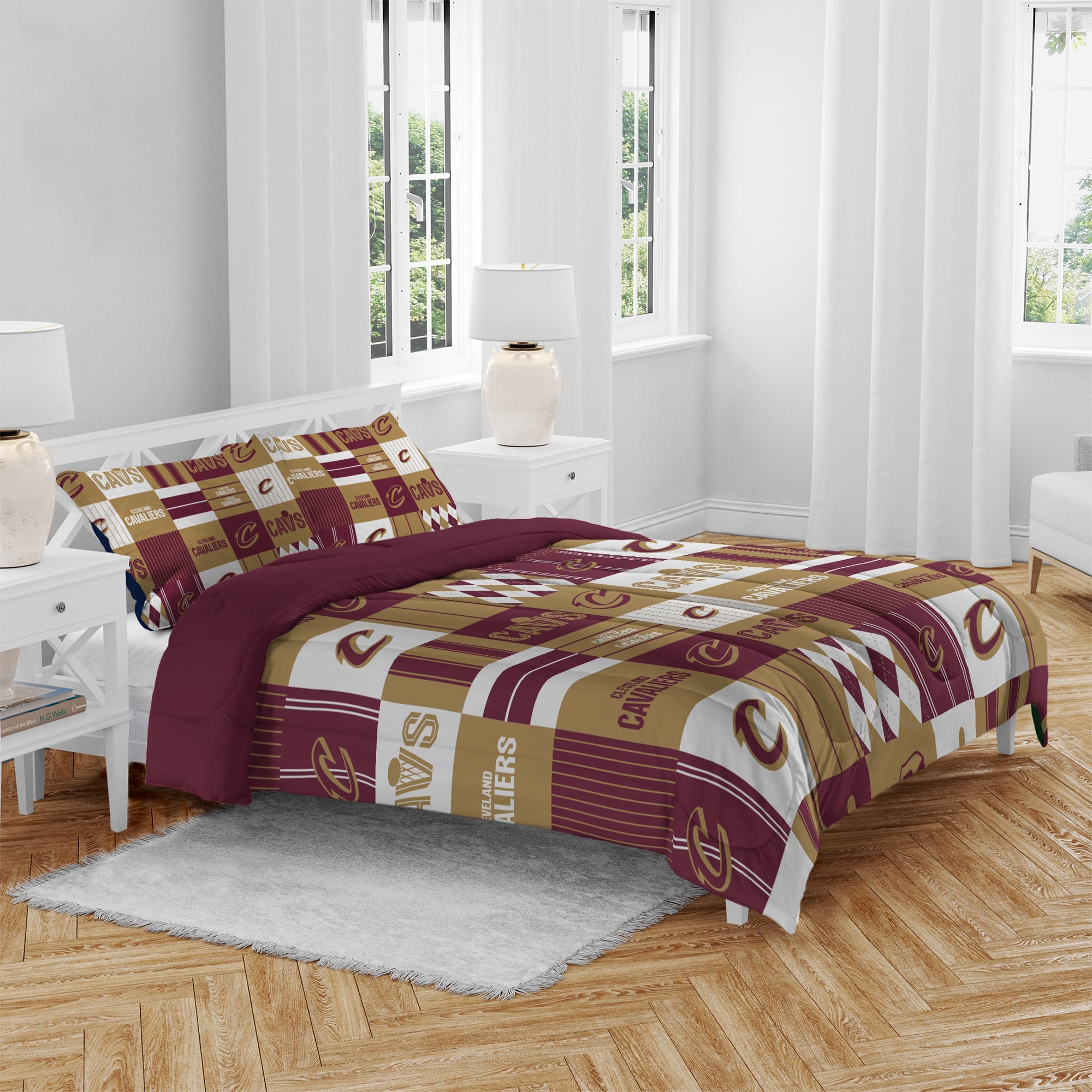 Ensemble de literie trois pièces à carreaux patchwork Pegasus Cleveland Cavaliers, format grand/queen.