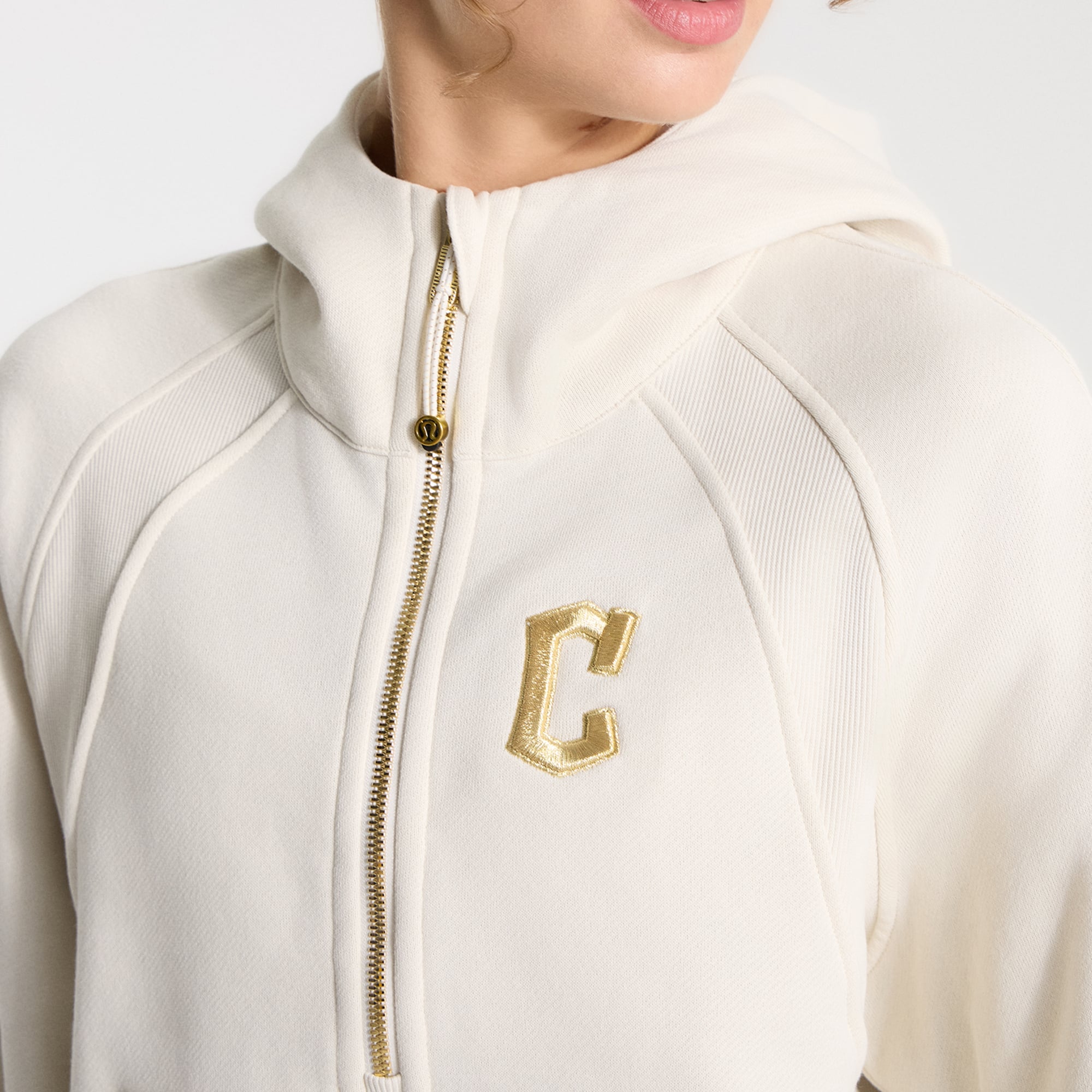 Sweat à capuche zippé oversize True Red Cleveland Guardians Scuba pour femme de lululemon