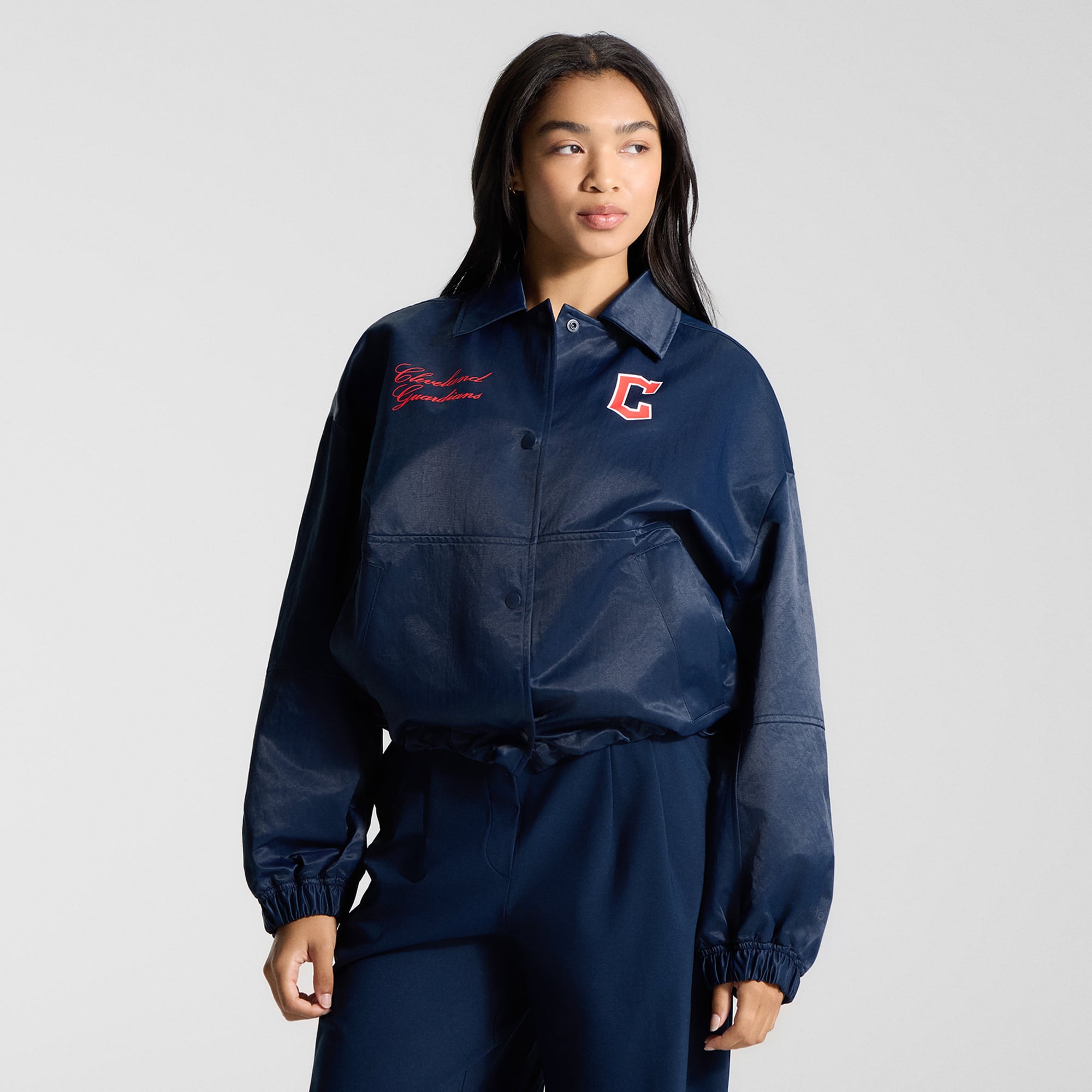 Veste d'entraîneur lululemon True Navy Cleveland Guardians pour femme