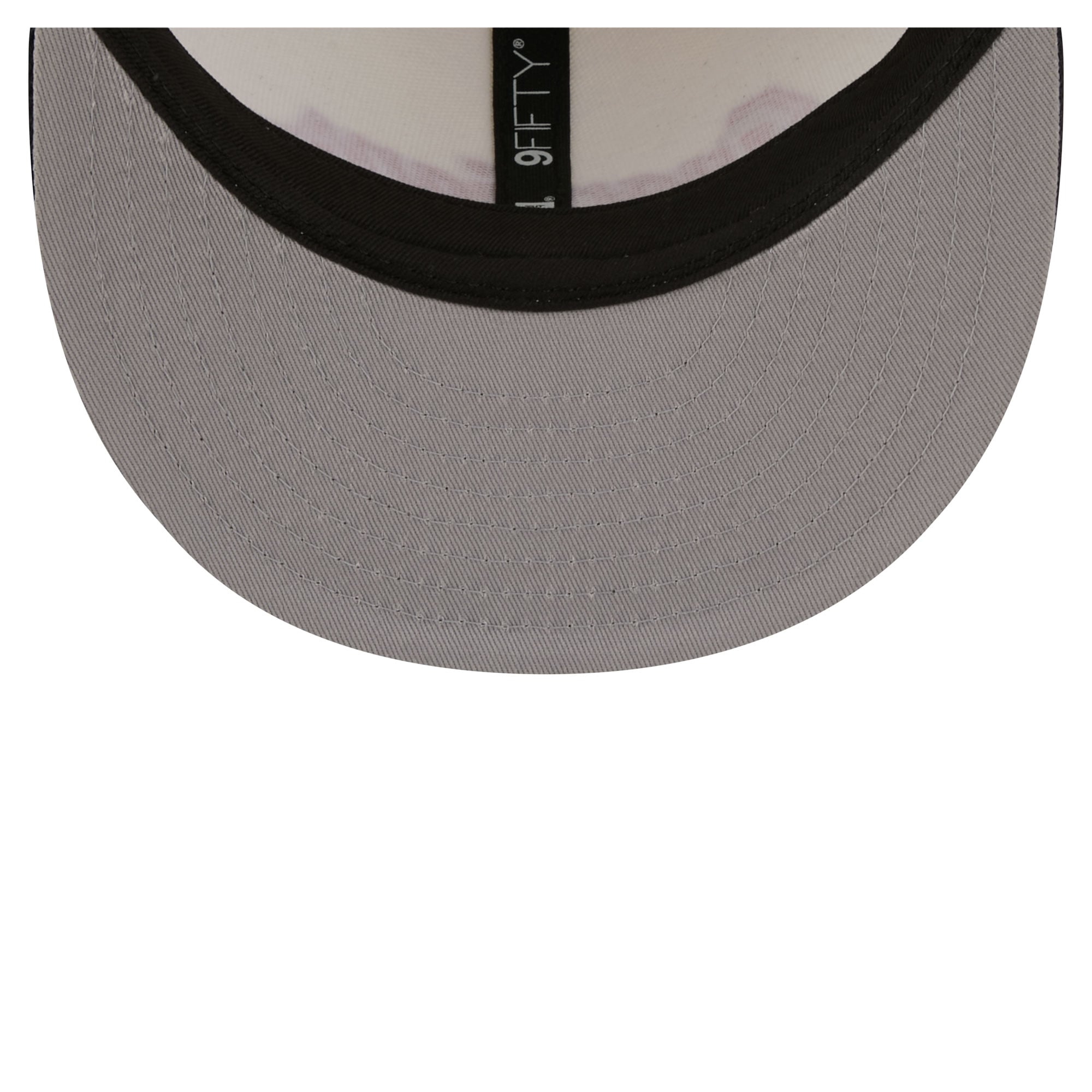 Youth New Era White Cleveland Guardians Two-Tone 9FIFTY Snapback Hat