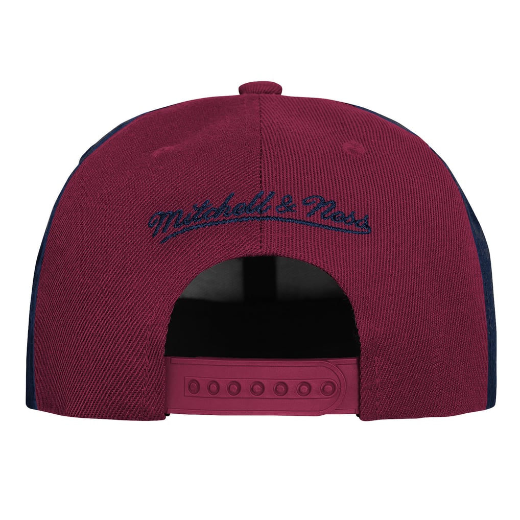 Youth Colorado Avalanche  Mitchell & Ness Maroon Mascot Snapback Hat