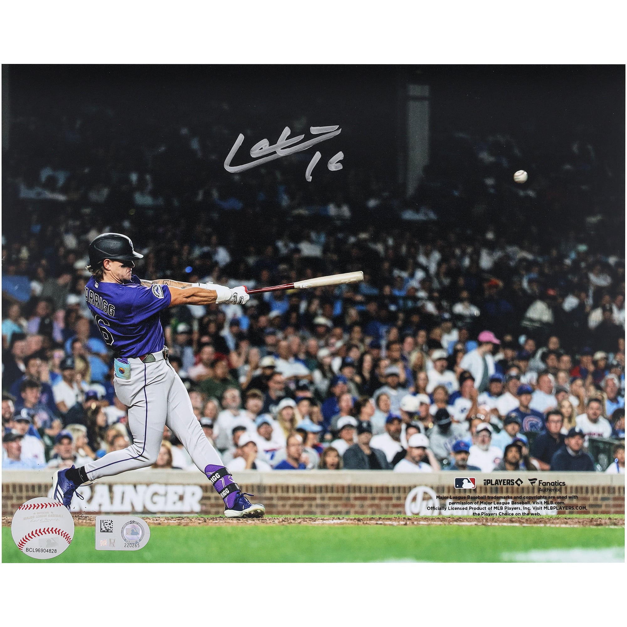 Photo de coup de circuit autographiée de Cole Carrigg (Colorado Rockies) - 20 x 25 cm
