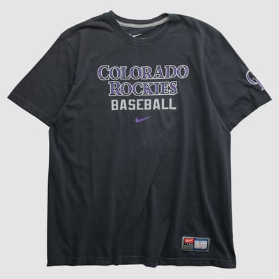 Colorado Rockies Nike 2010s T-shirt - Black - S by Fanatics Real Vintage