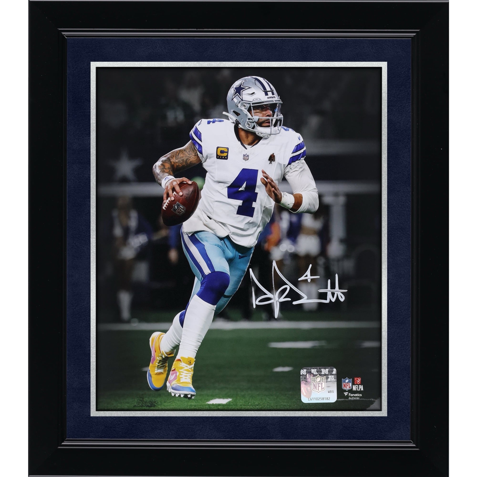 Photo dédicacée de Dak Prescott (Dallas Cowboys) - Format 8" x 10" (20 x 25 cm) - Sortie en force